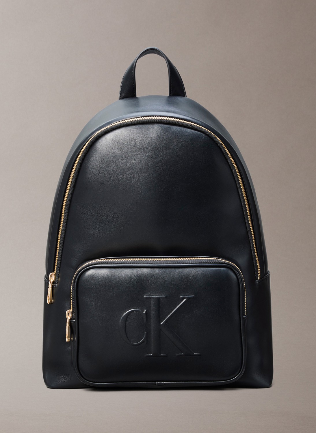 Calvin Klein Siyah Kadın Sırt Çantası LV04F3233G Şık Görünüm ve Ergonomik Tasarım ile Günlük Kullanım İçin