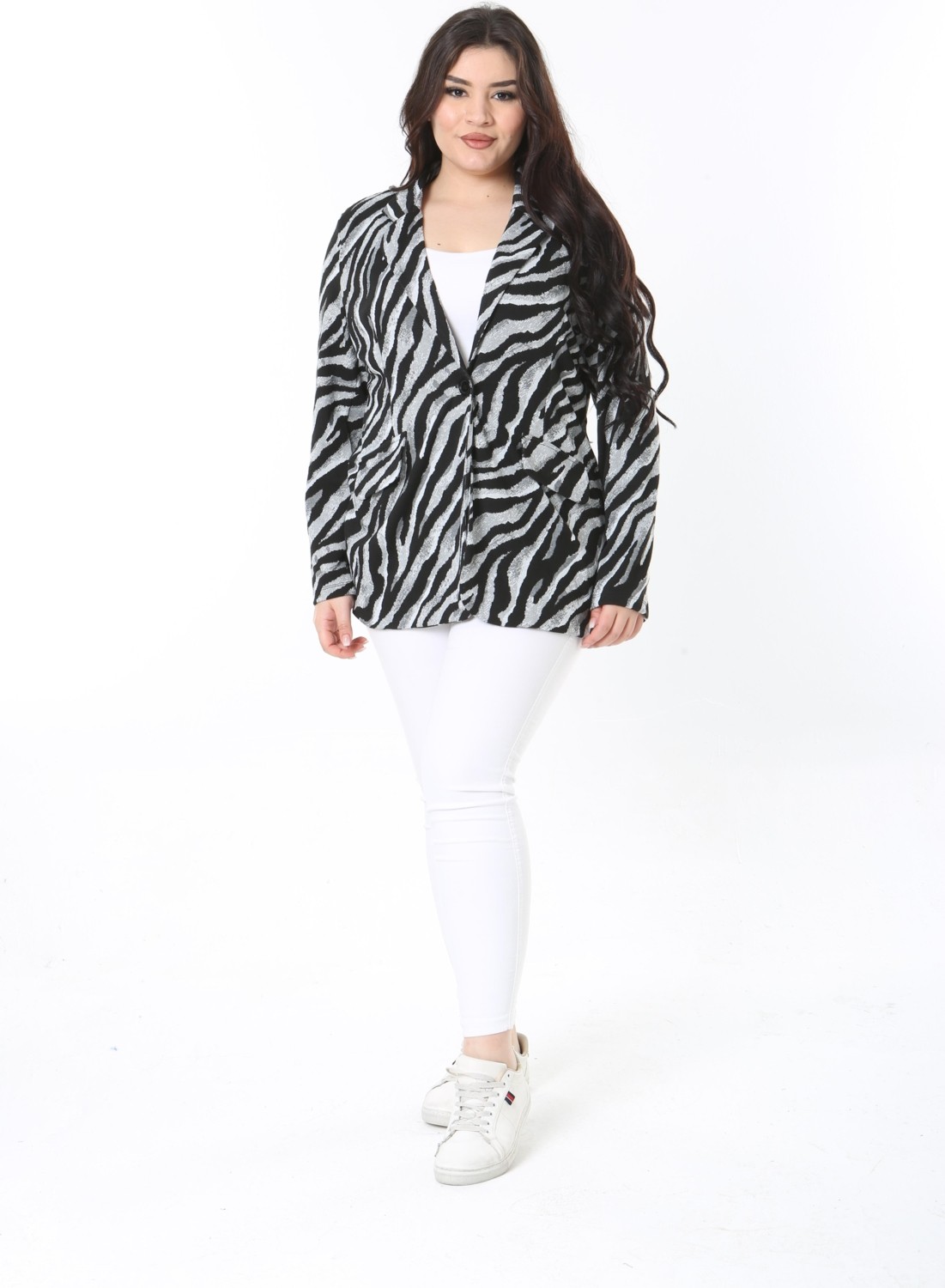 Şans Kadın Büyük Beden Siyah Tek Düğmeli Süs Cep Kapaklı Desenli Hırka 65N38867 görsel 5
