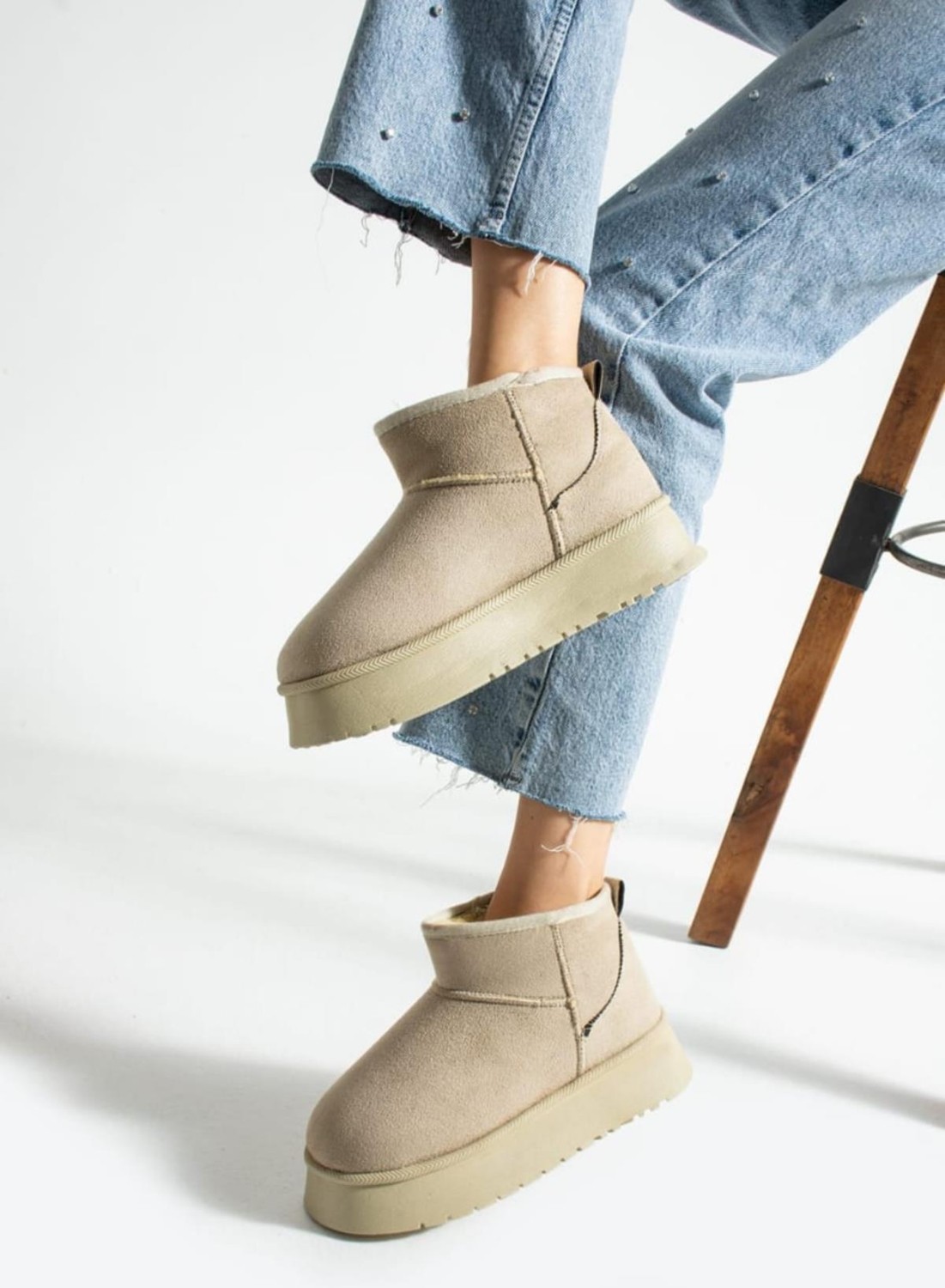 Neon Shoes Kadın Süet Içi Kürklü Yünlü Kalın Tabanlı Kışlık Bilekte Kısa Ug Bot & Bootie