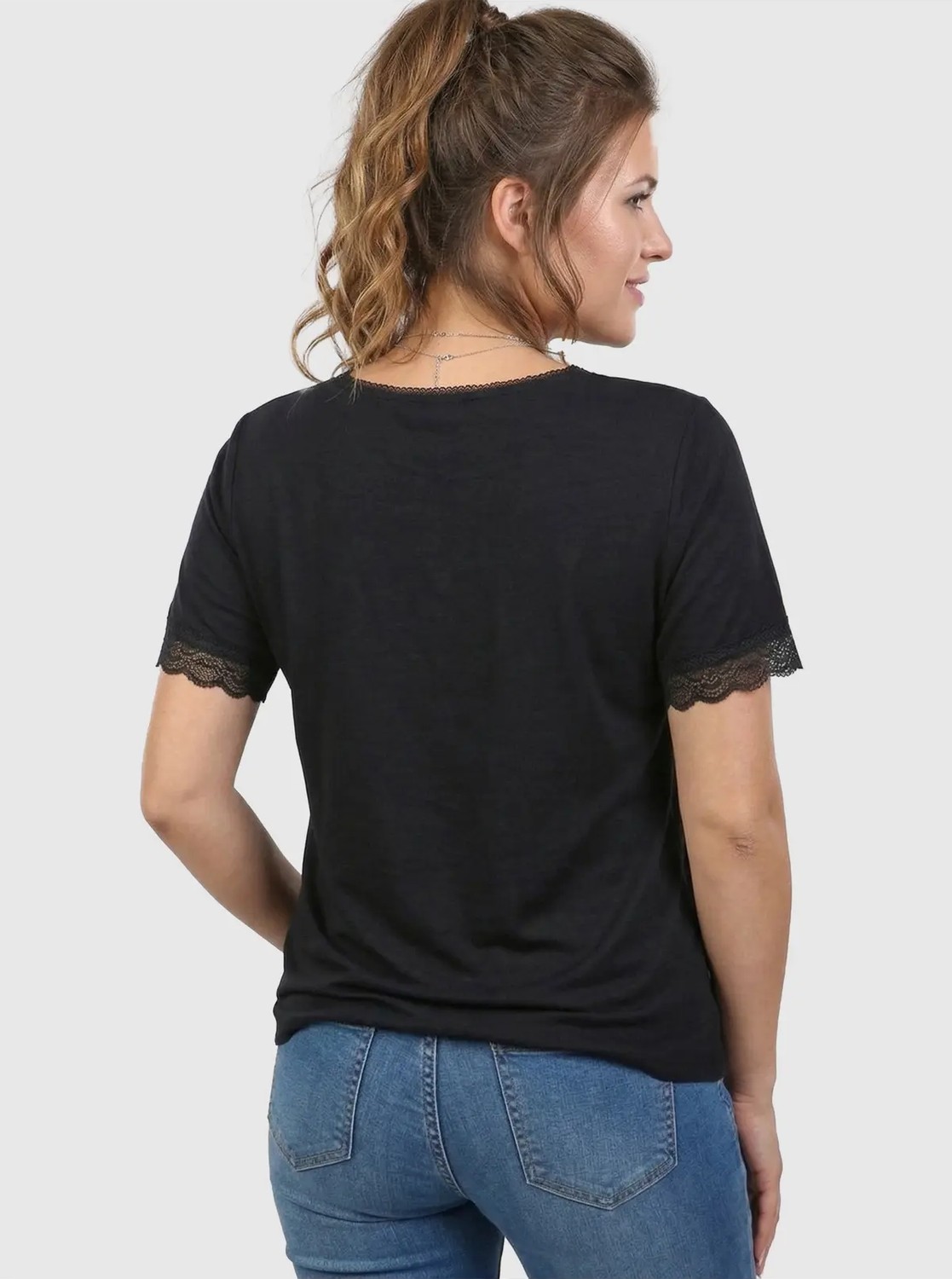 Curvy Trend Büyük Beden Yaka ve Kol Ucu Dantel Kısa Kol Viskon Bluz görsel 3