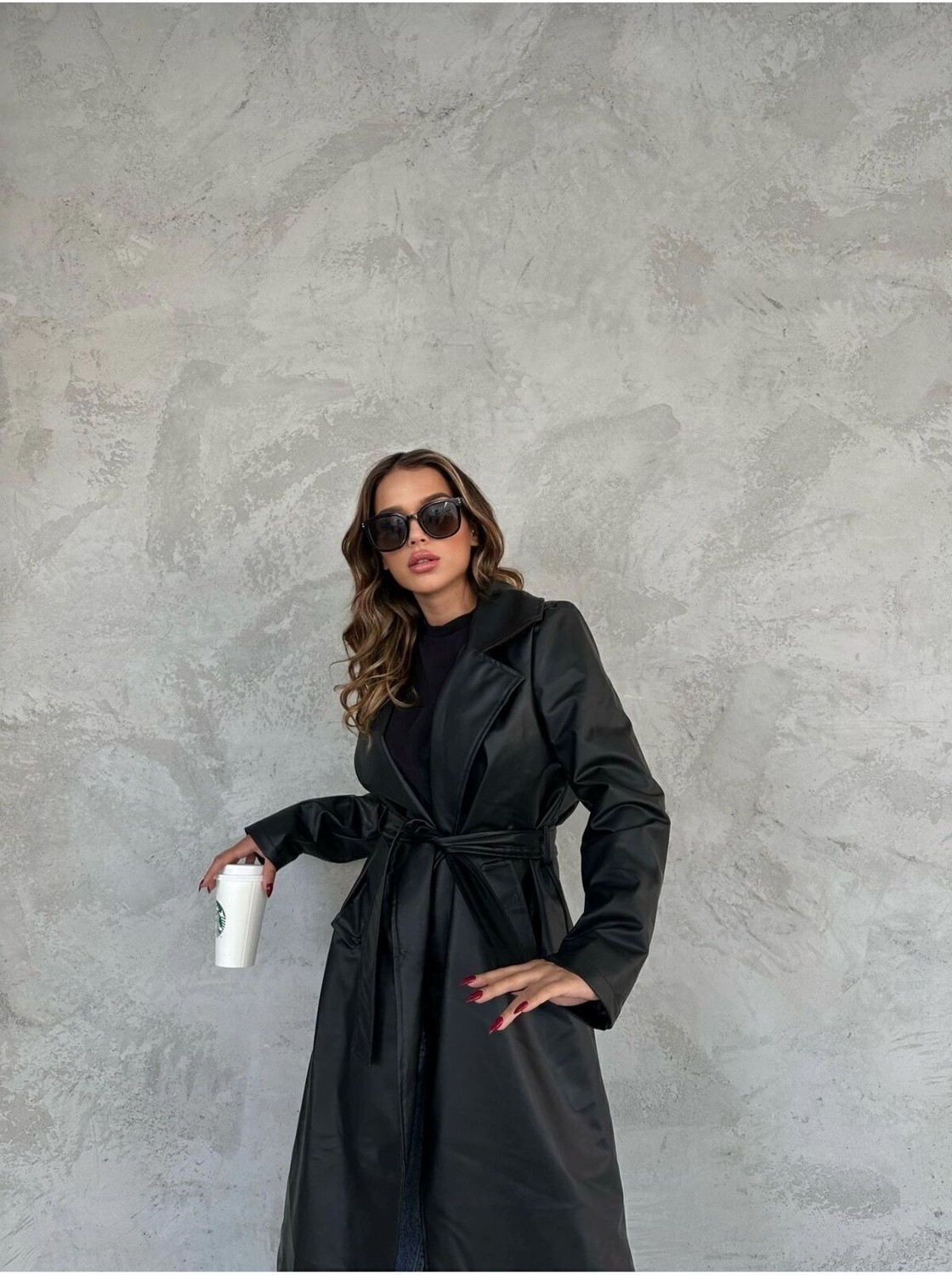 Vess Moda Kadın Vegan Kuşaklı Deri Trençkot Siyah Renkli Uzun Kol ve Trend Stil Özellikli görsel 3