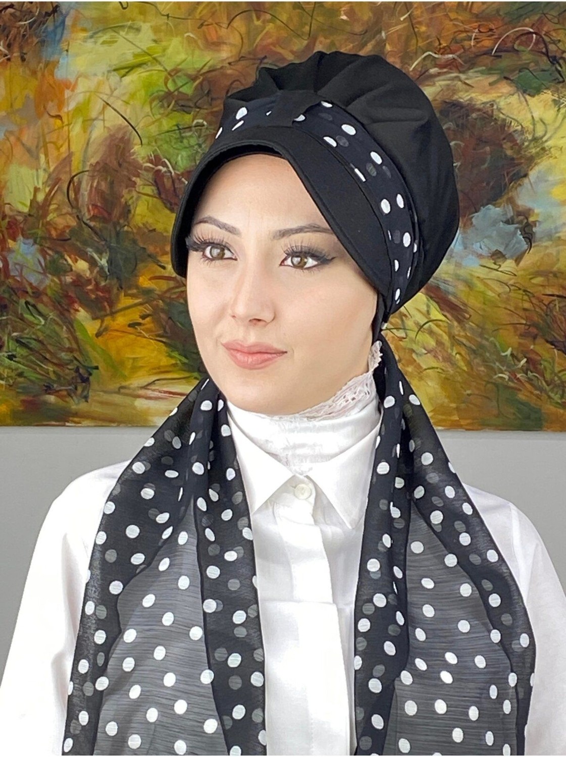 Butik Ambar Floral Desenli Tek Biritli Fularlı Şapka - Siyah - Butik Ambar görsel 2