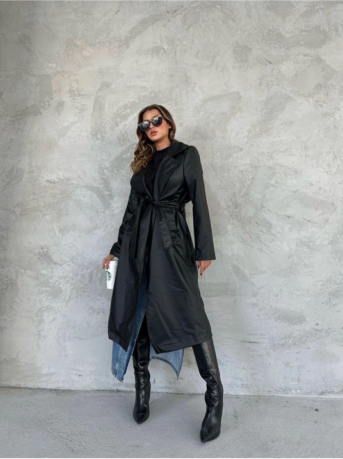 Vess Moda Kadın Vegan Kuşaklı Deri Trençkot Siyah Renkli Uzun Kol ve Trend Stil Özellikli