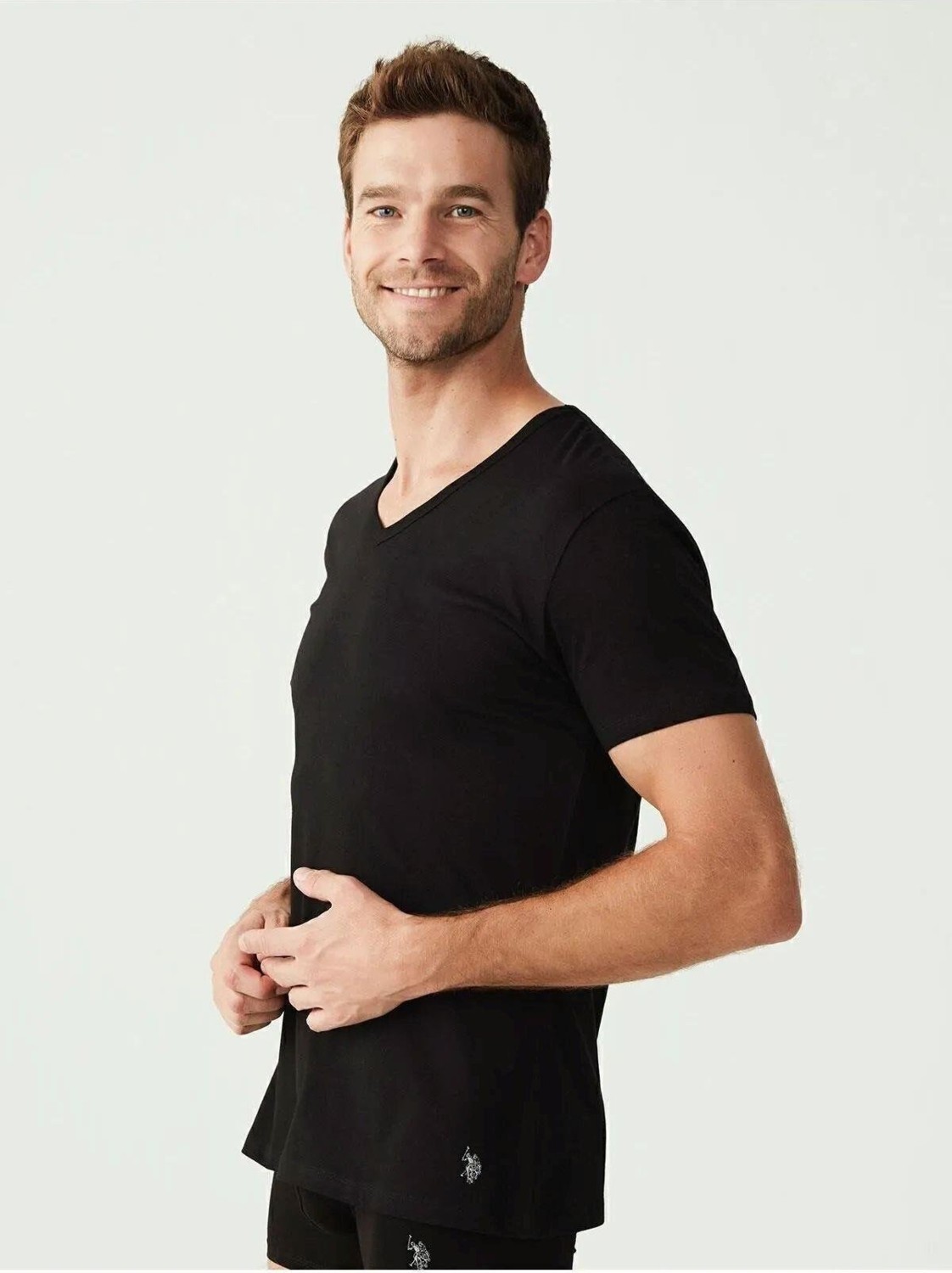 U.S. Polo Assn. 90001 Erkek Siyah Pamuklu Battal Beden 2 Li V Yaka T-Shirt görsel 6