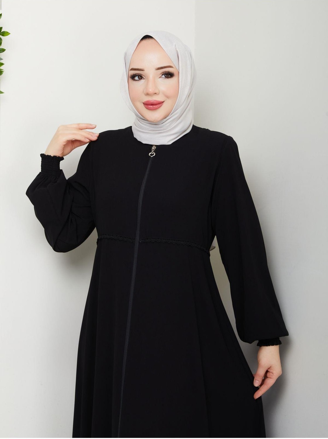 Eslemnur Gündelik Hac ve Umrelik Mevlana Ortası Işlemeli Ferace