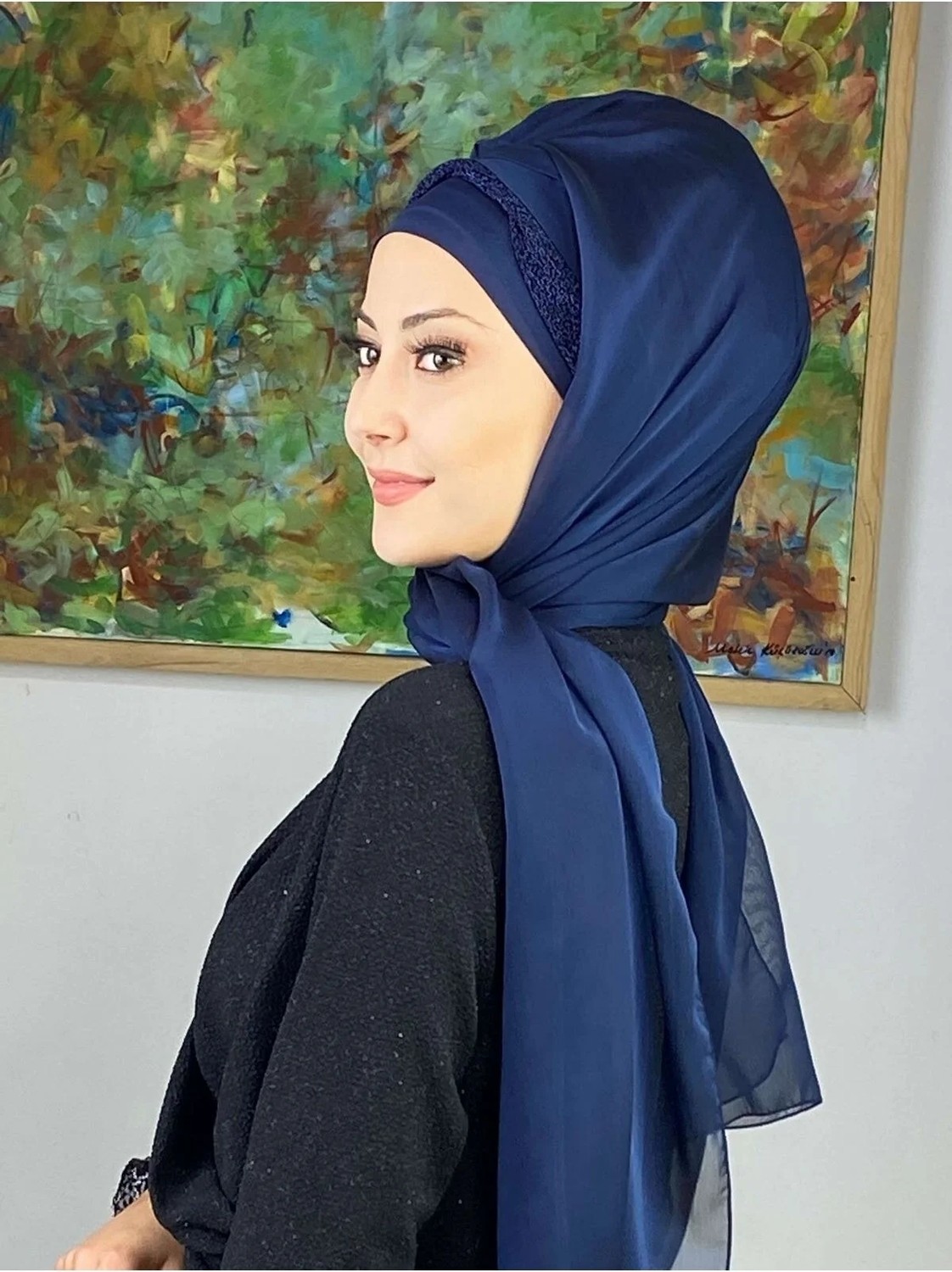 Butik Ambar Topkapı Model Lacivert Büzgülü Şal görsel 6