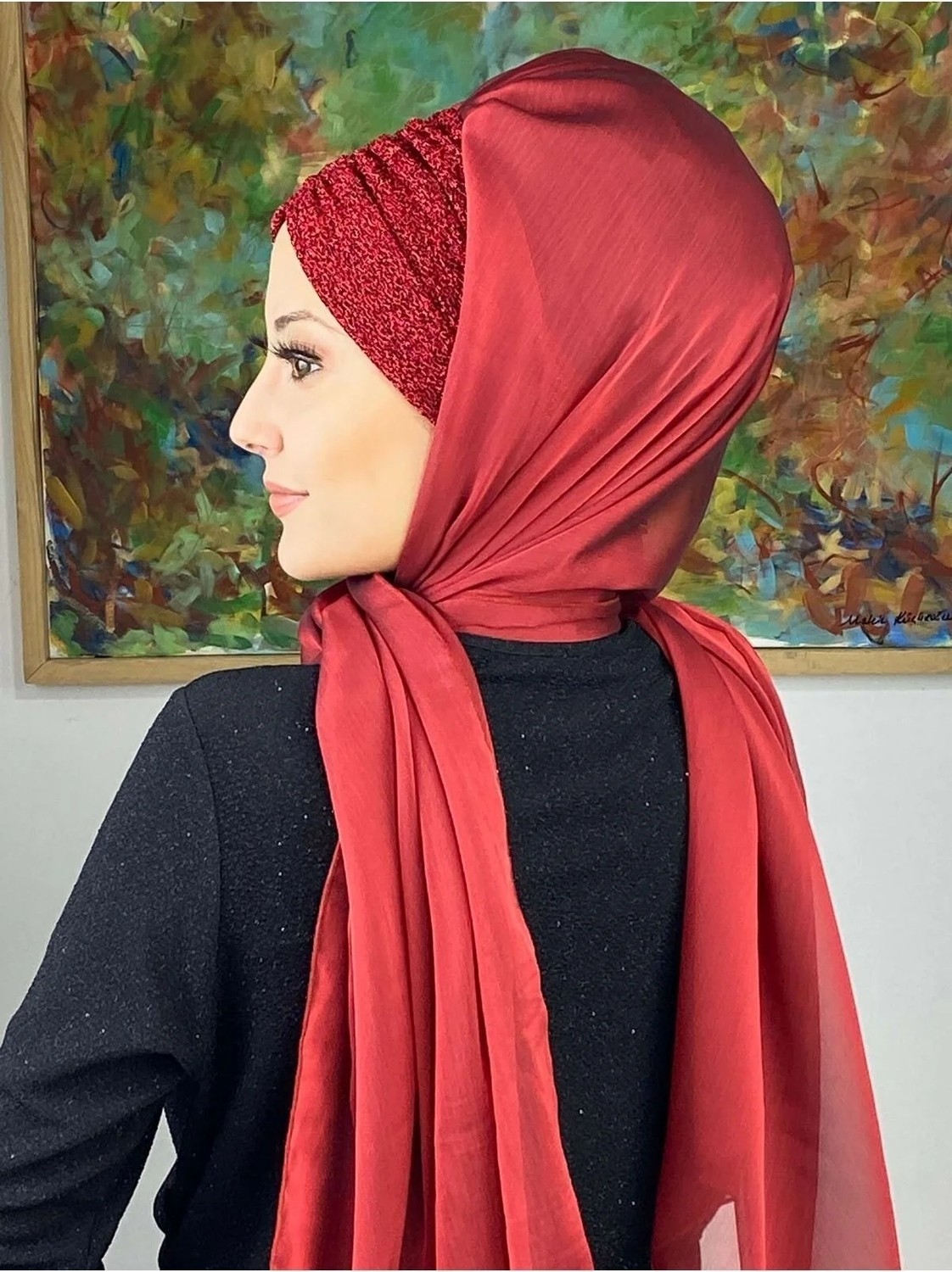 Butik Ambar Sultan Model Kırmızı Fransız Şifon Büzgülü Şal görsel 3