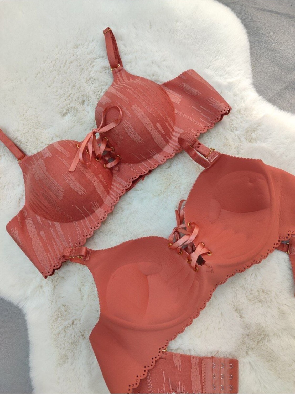 Love Angels Lazer Kesim Dikişsiz Sütyen, Dolgulu Iz Yapmaz Balensiz Önden Bağalama Detaylı Sütyen görsel 6