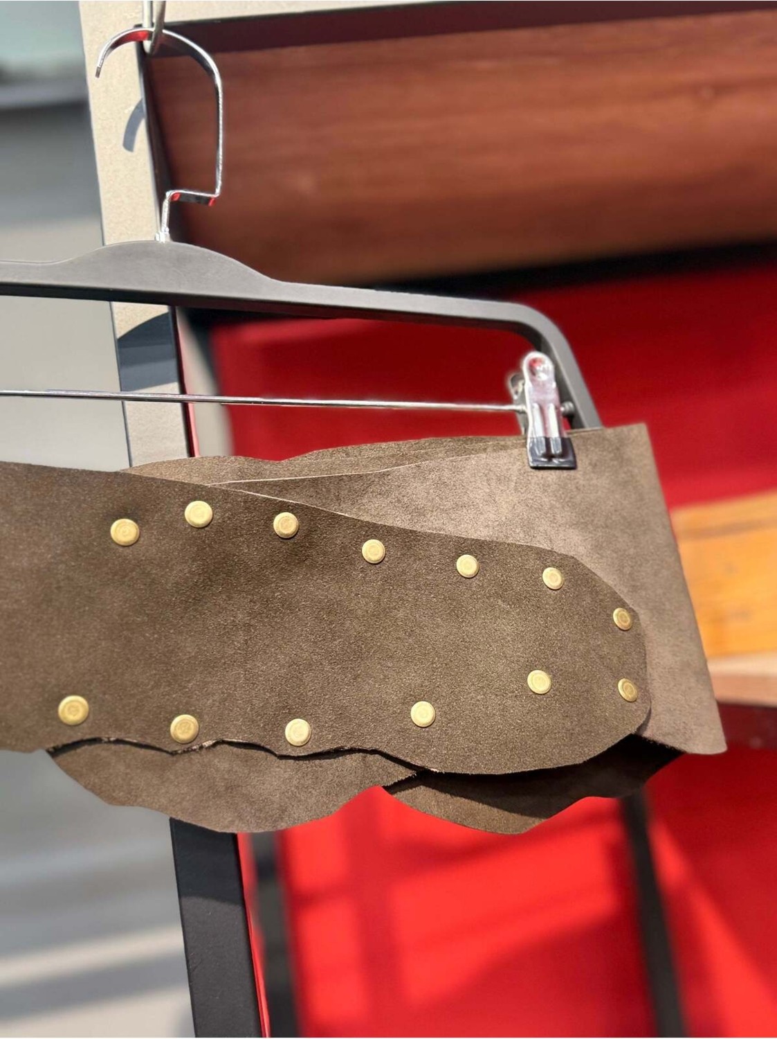 Yılday Gür Butik Clyde El Yapımı Nubuk Tasarım Kemer görsel 6