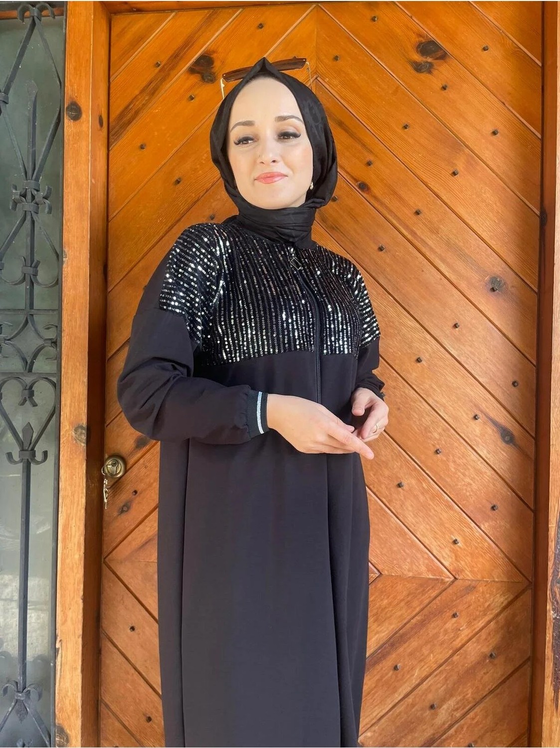 Aysun Aydemir 2 Iplik Gümüş Payet Detaylı Fermuarlı Tasarım Tesettür Eşofman Takımı görsel 2