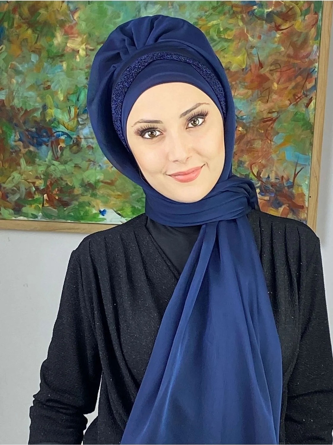 Butik Ambar Topkapı Model Lacivert Büzgülü Şal görsel 2
