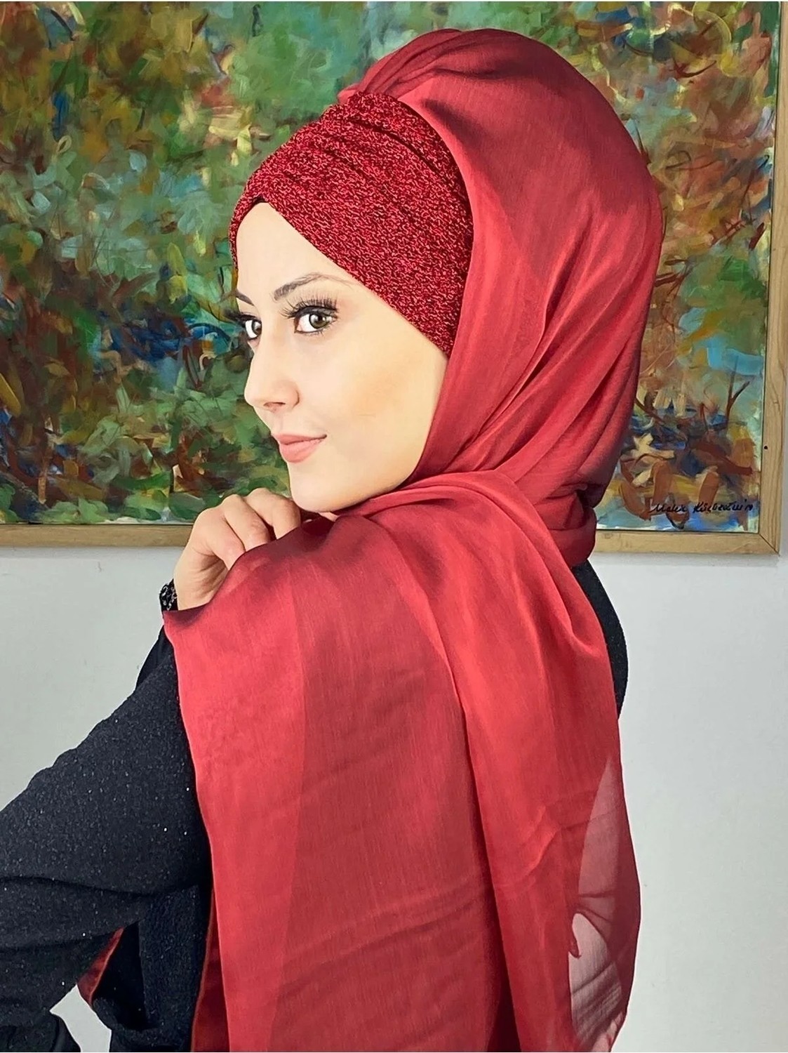 Butik Ambar Sultan Model Kırmızı Fransız Şifon Büzgülü Şal görsel 4
