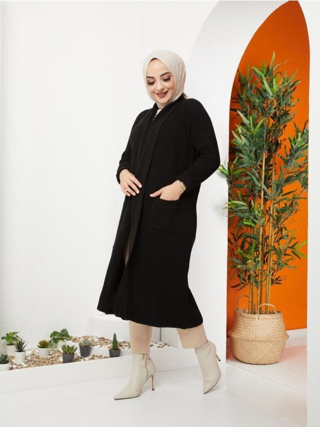 Pamuk Butik Kadın Kışlık Salaş Cepli Uzun Hırka Antrasit Renkli Triko Malzeme ile Şık Tasarım -PMK60