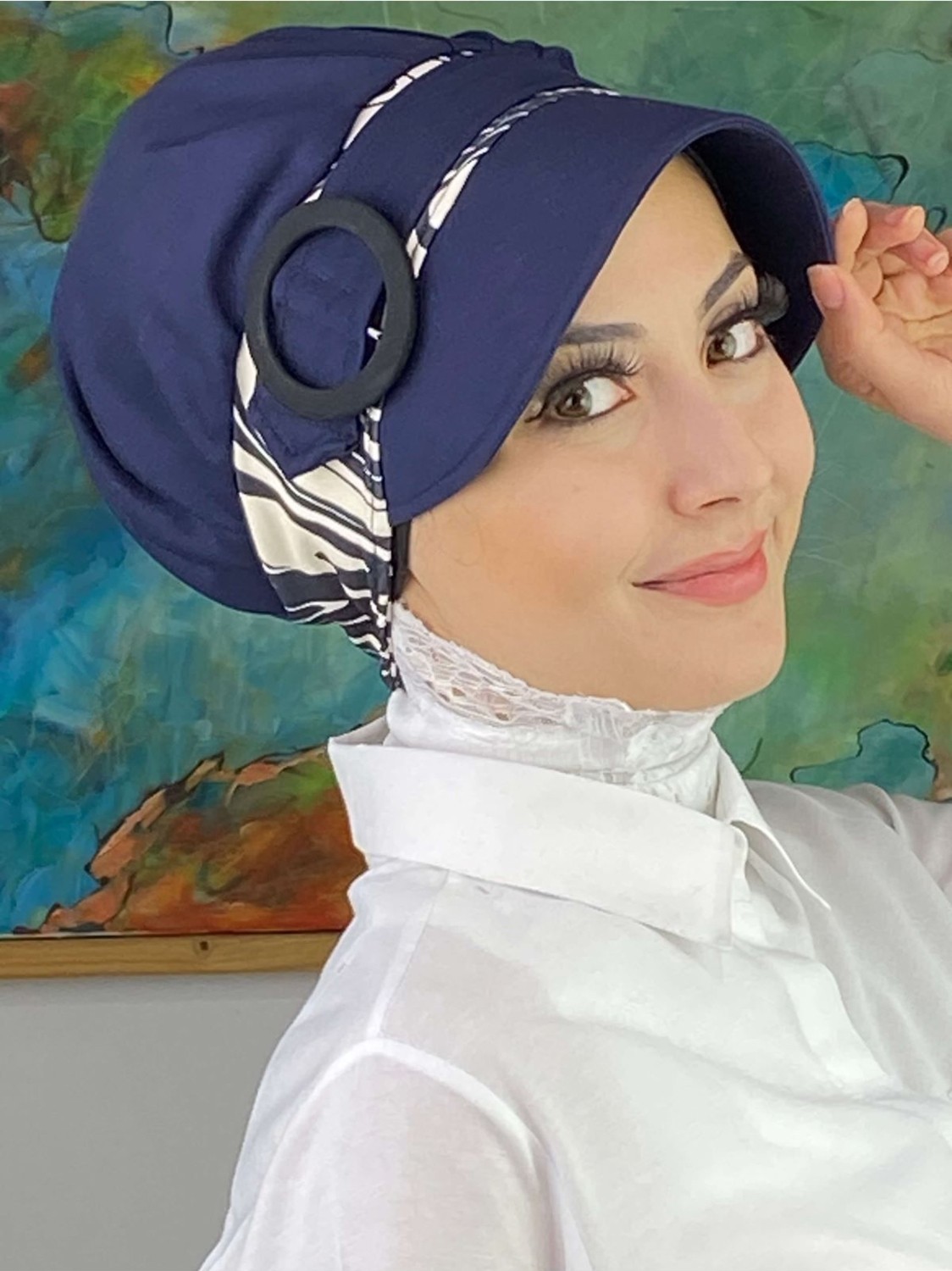 Butik Ambar Nazlı Model Tokalı Ince Krem Zebra Desenli Tesettür Şapka