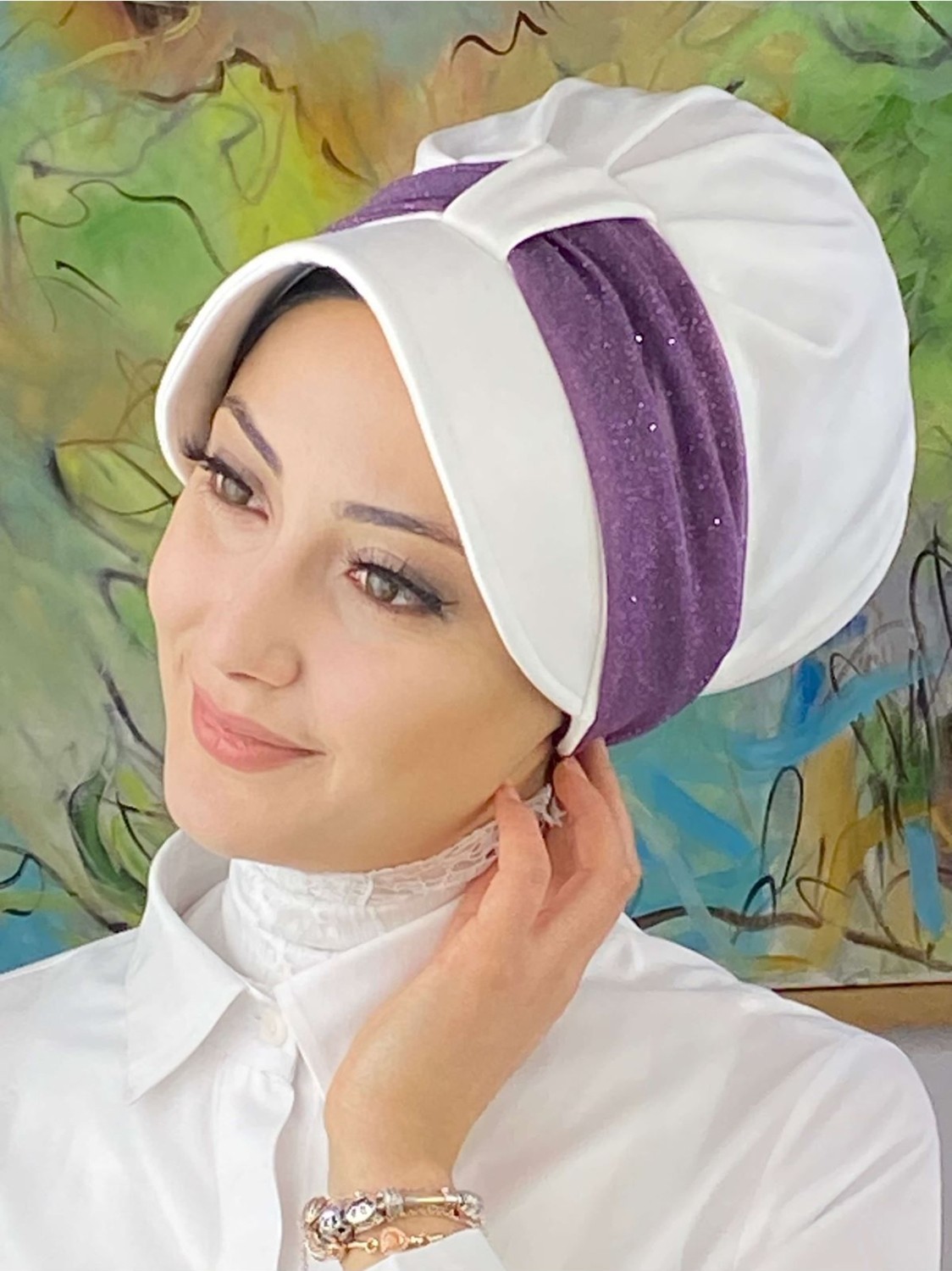 Butik Ambar Cırtcırtlı Açık Mor Simli Şifon Fularlı Beyaz Şapka görsel 2