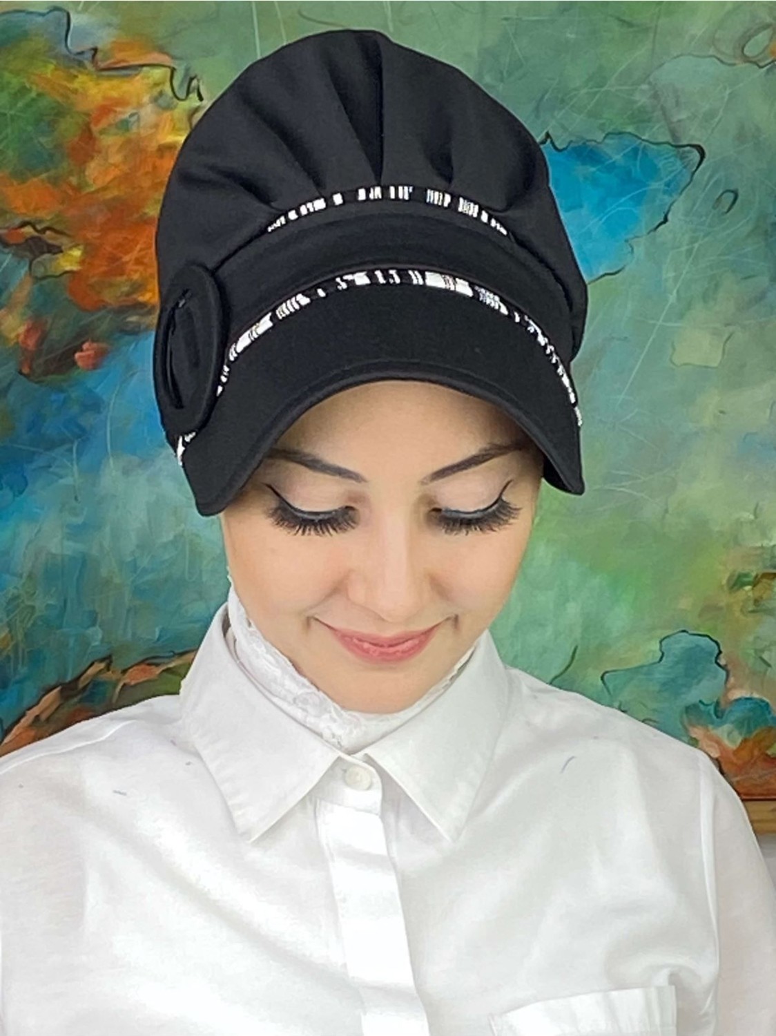 Butik Ambar Nazlı Model Tokalı Ince Çizgili Tesettür Siyah Şapka görsel 4
