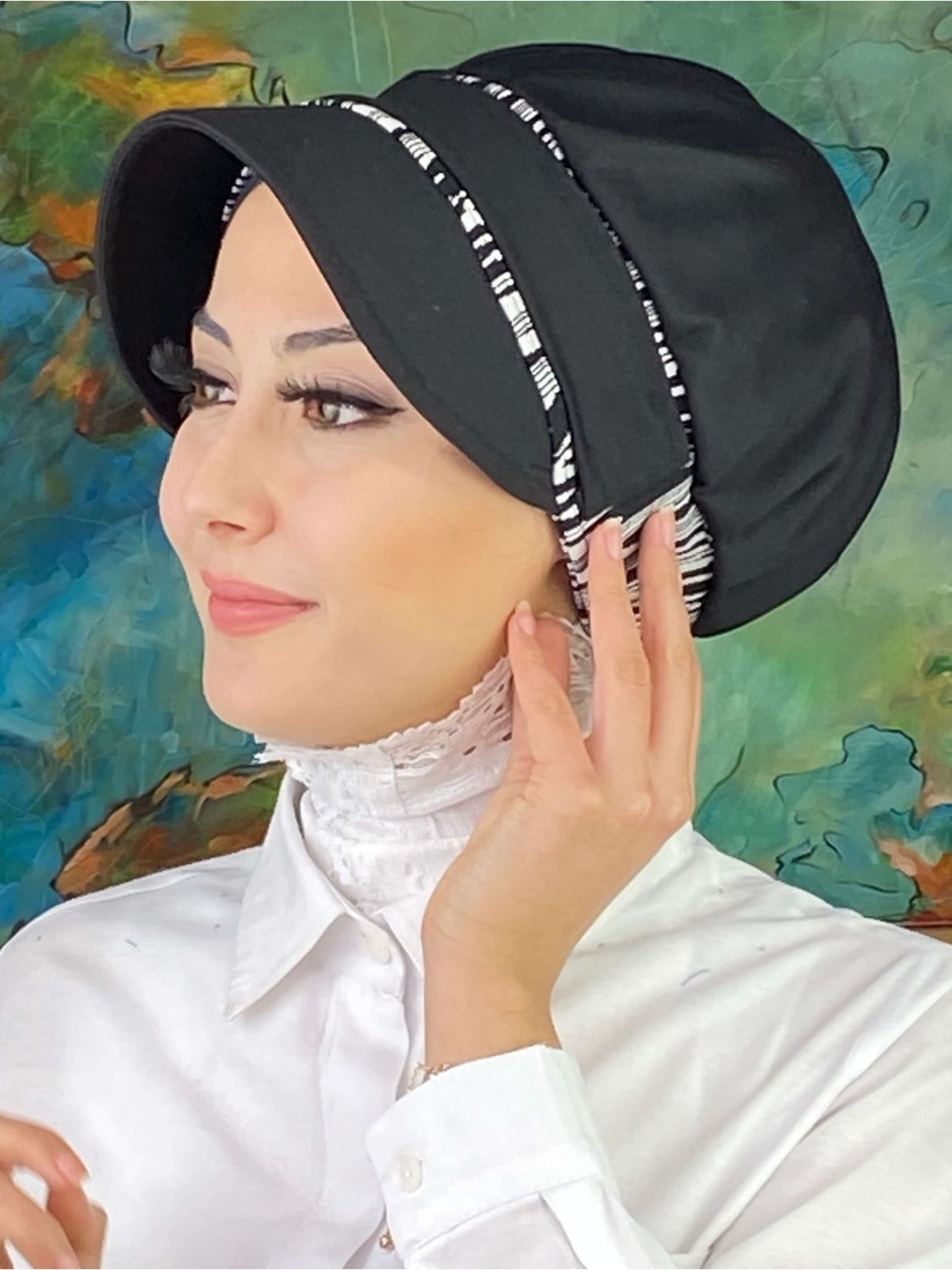 Butik Ambar Nazlı Model Tokalı Ince Çizgili Tesettür Siyah Şapka görsel 5