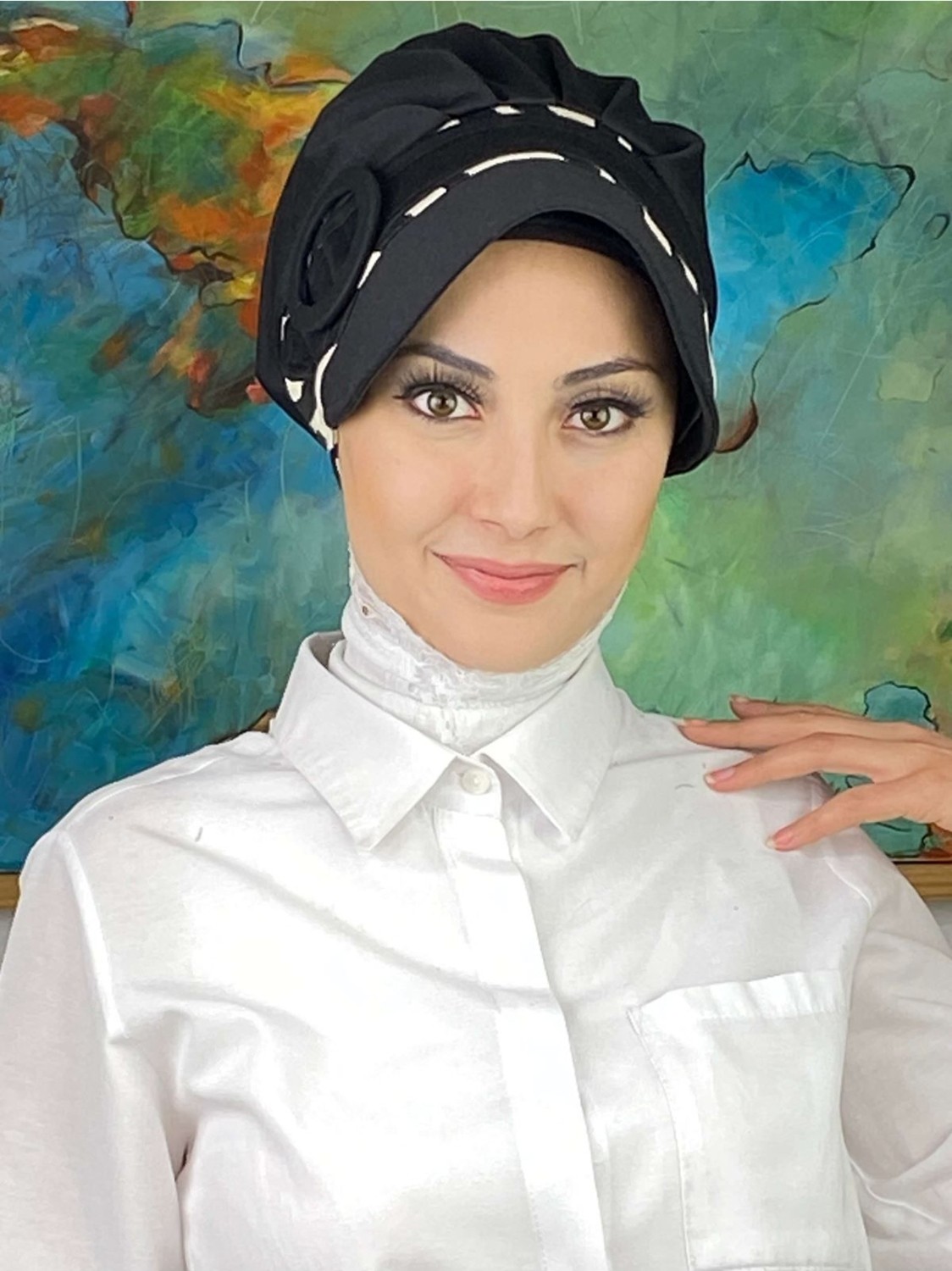 Butik Ambar Nazlı Model Tokalı Iri Krem Çizgili Zebra Desen Tesettür Siyah Şapka görsel 5