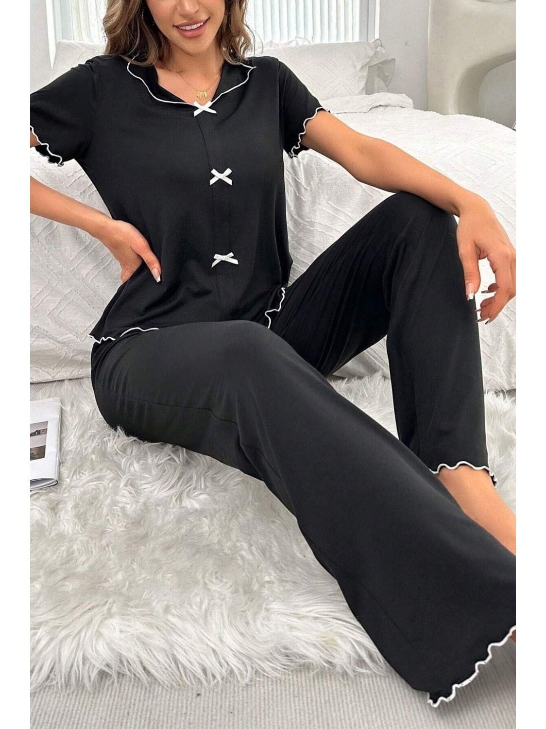 Bella Notte Mavi Dantel Yaka Fiyonk Detaylı Kısa Kollu Kadın Pijama Takımı görsel 2