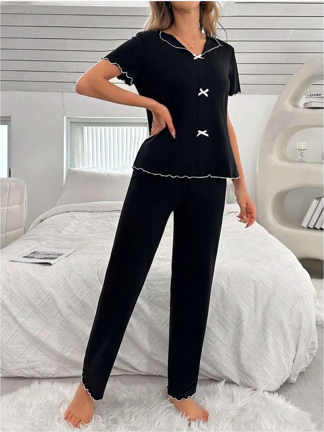 Bella Notte Mavi Dantel Yaka Fiyonk Detaylı Kısa Kollu Kadın Pijama Takımı görsel 6