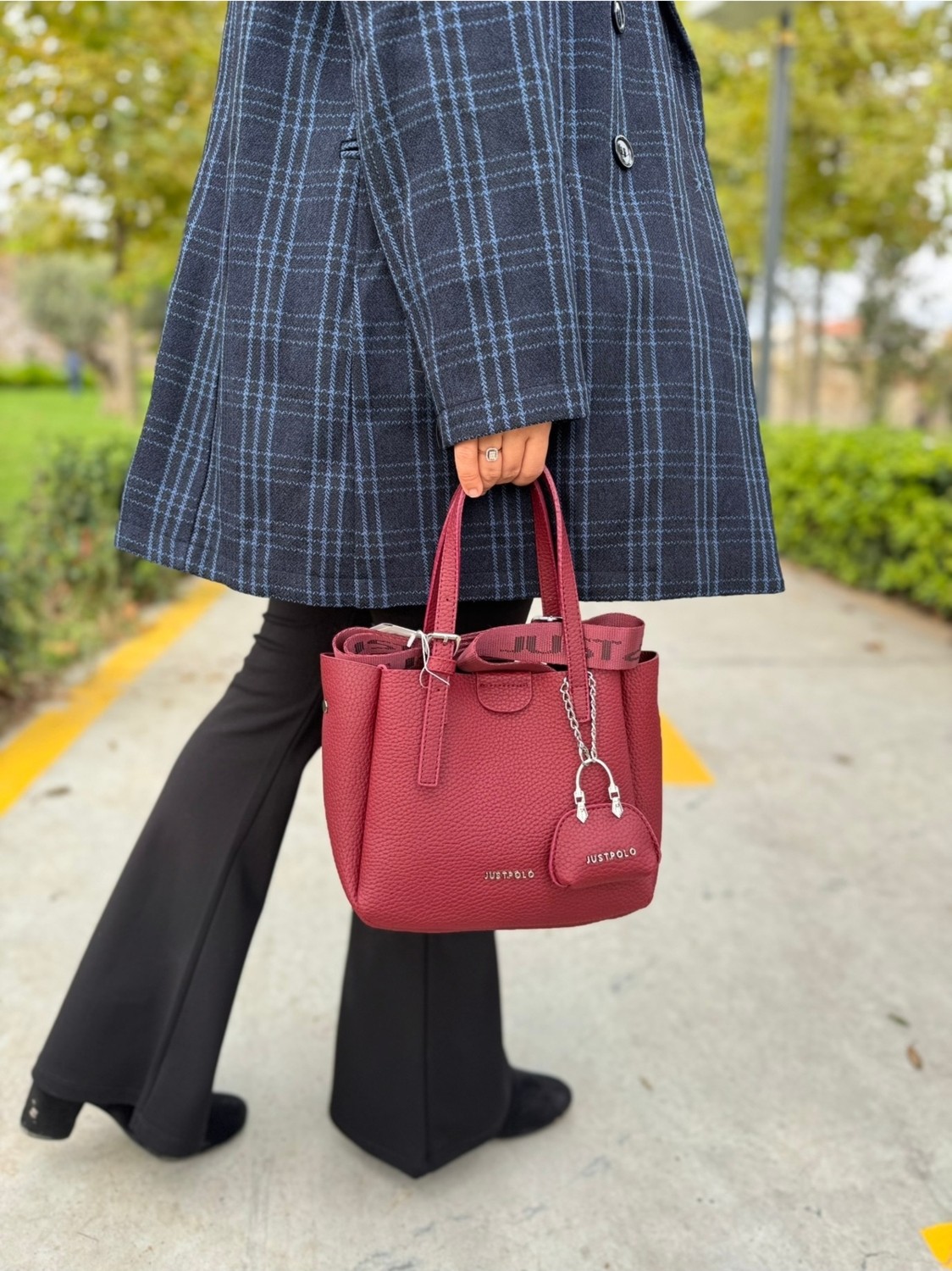 Just Polo Kadın Just Polo Yeni Sezon 3 Bölmeli Yumuşak Deri Lüks ve Şık Dokunuş El & Omuz Çantası Shoulder Bag