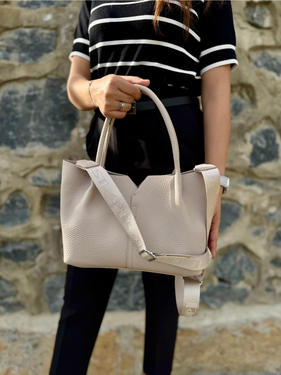 Just Polo Kadın Yeni Sezon Yumuşak Deri Ayarlanabilir Askılı Lüks El ve Omuz Çantası Shoulder Bag görsel 7