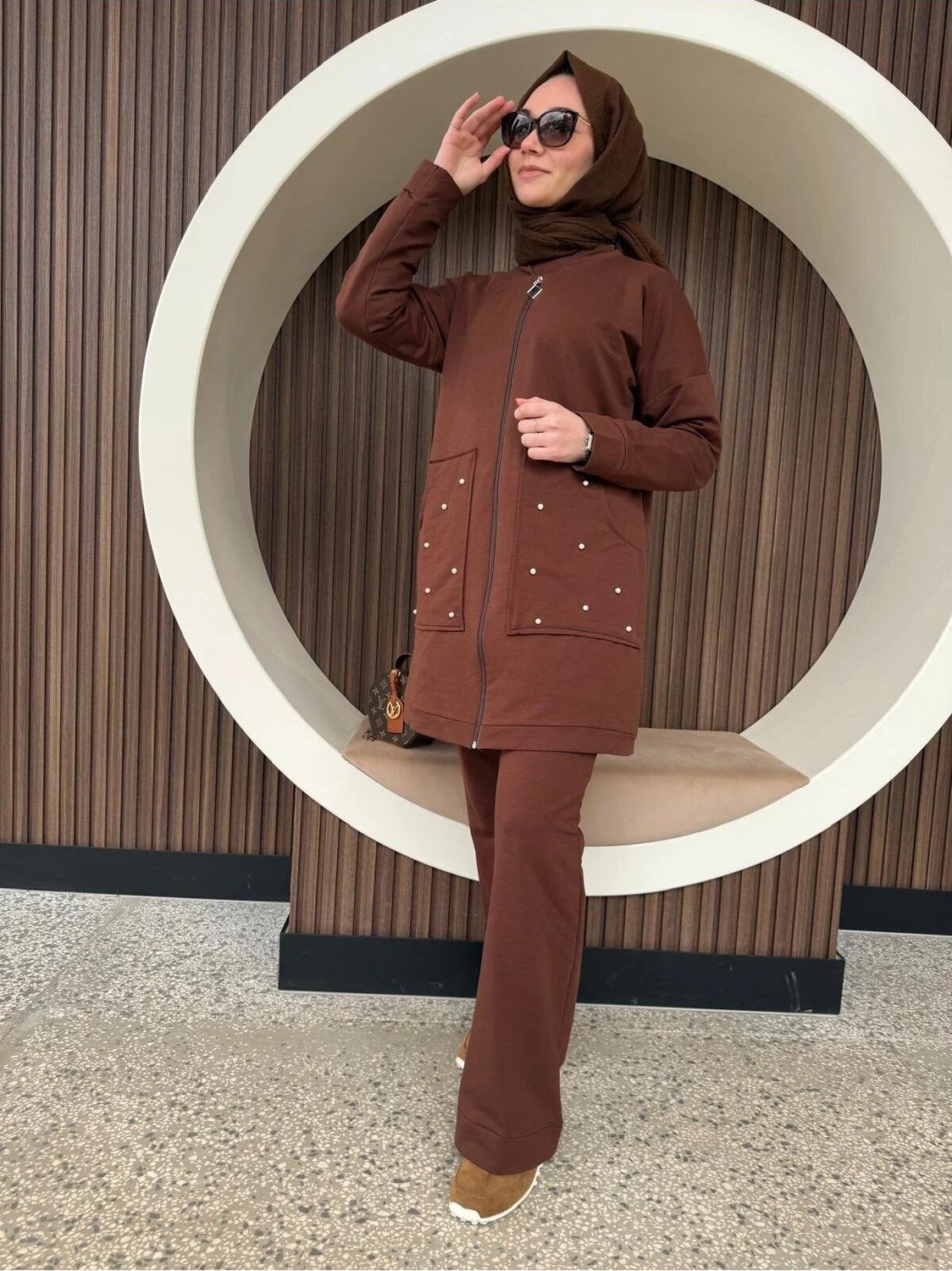 Aysun Aydemir Kahverengi Fermuarlı Alt Üst Ikili Tesettür Eşofman Takım görsel 2