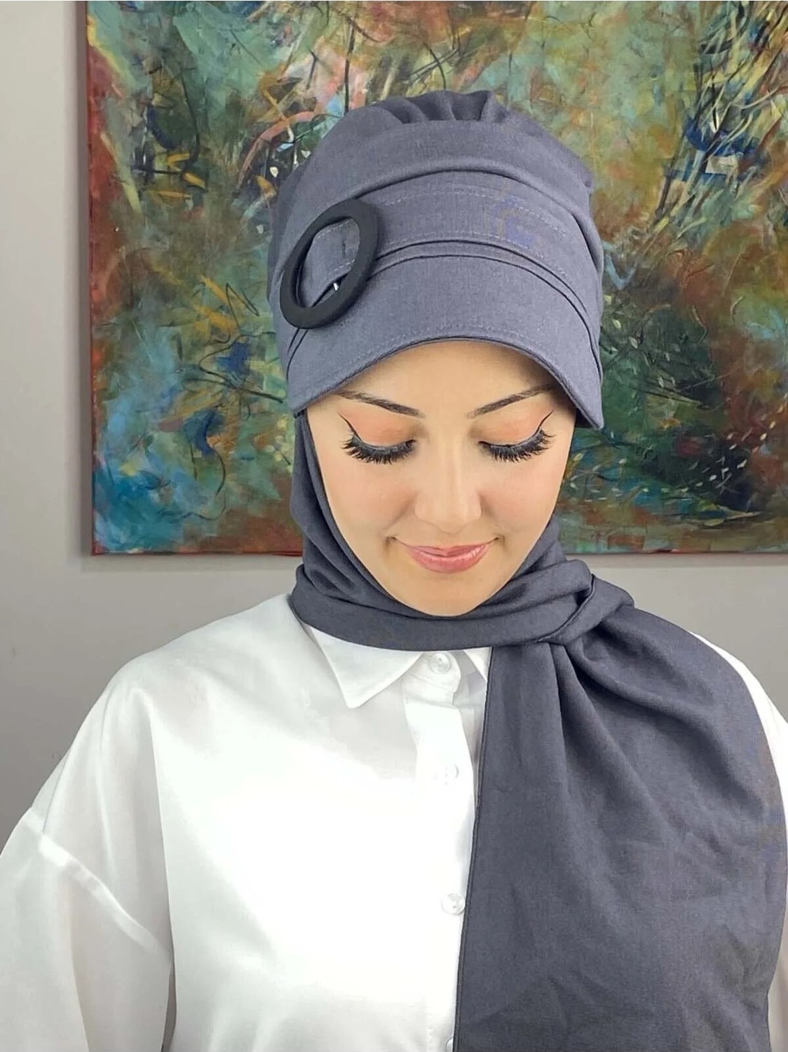 Butik Ambar Şerit Detaylı Tokaluı Şapka görsel 4