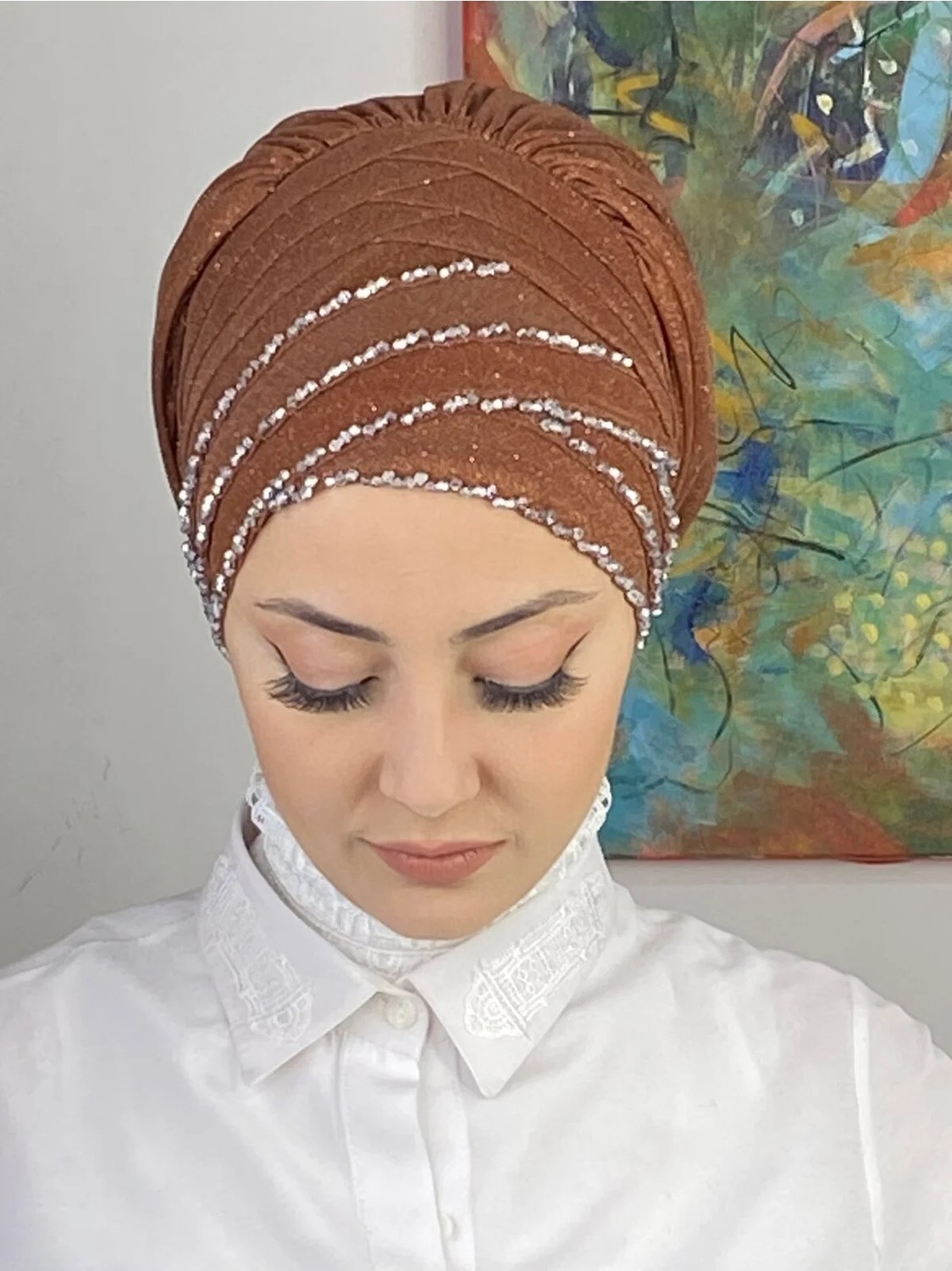 Butik Ambar Boncuk Detaylı Drapeli Bone Şal görsel 4