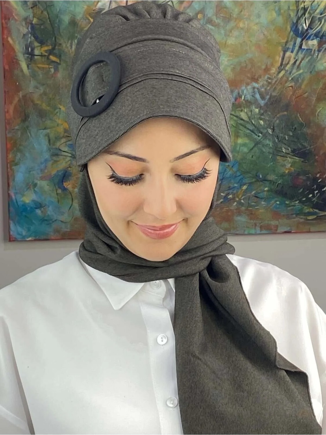 Butik Ambar Şerit Detaylı Tokaluı Şapka görsel 2
