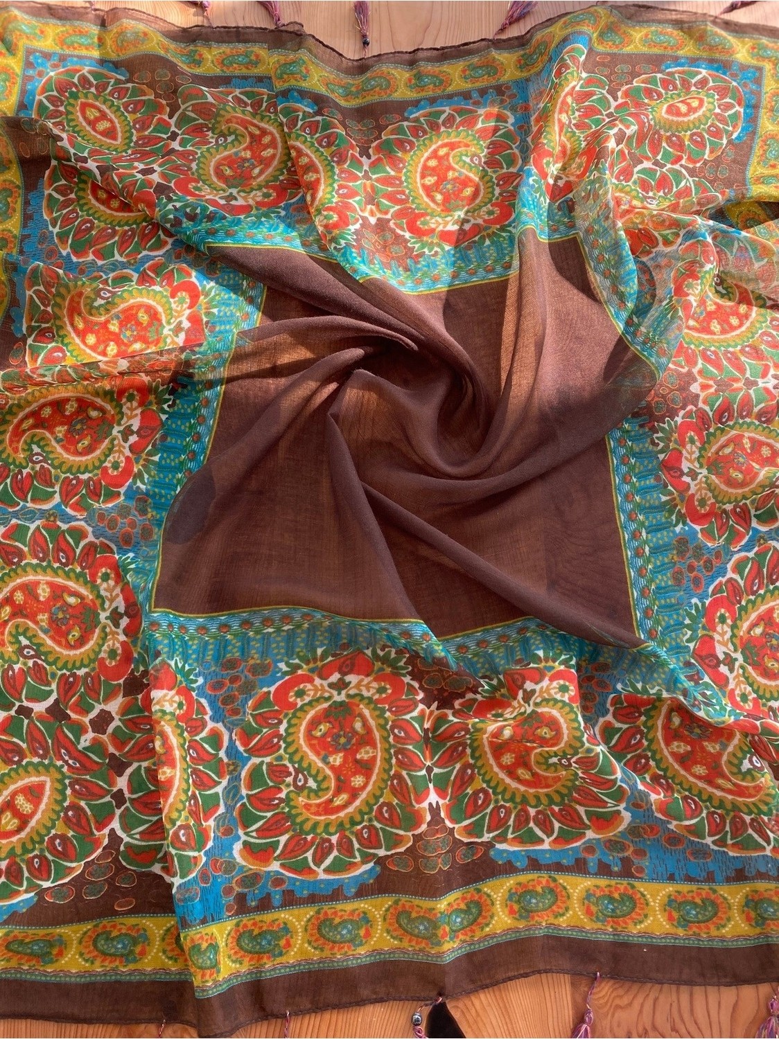 Bohemania Kahverengi Etnik 110 x 110 cm Pareo Şal PAISLEY1758091