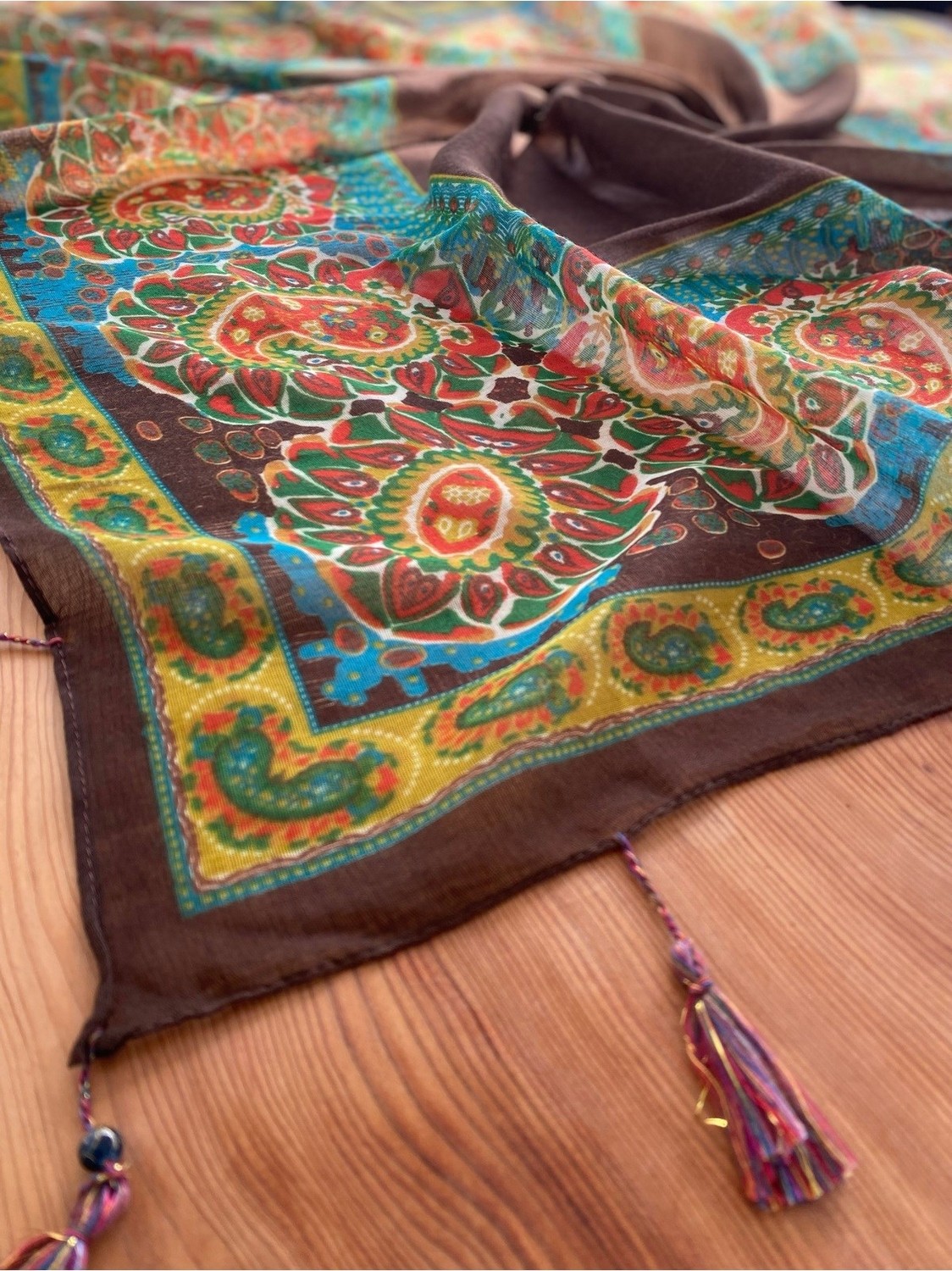 Bohemania Kahverengi Etnik 110 x 110 cm Pareo Şal PAISLEY1758091 görsel 3