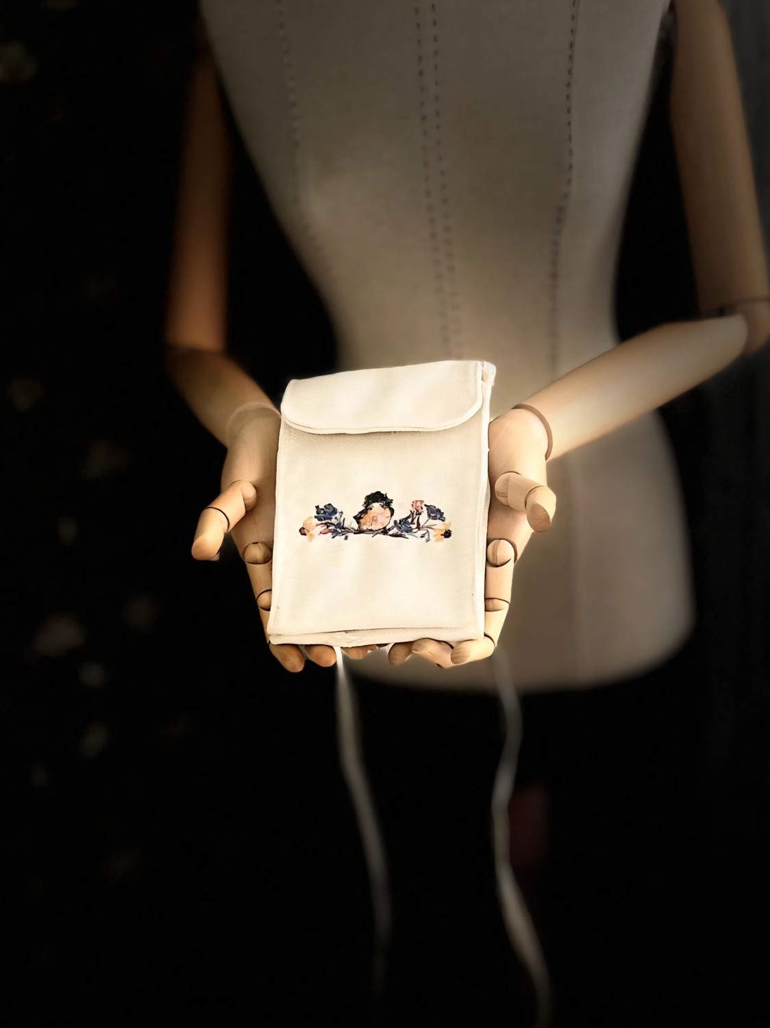 Ggart Handmade Meadov Nakış Işlemeli Keten Telefon Çantası, Telefon Kılıfı Artv3 görsel 4