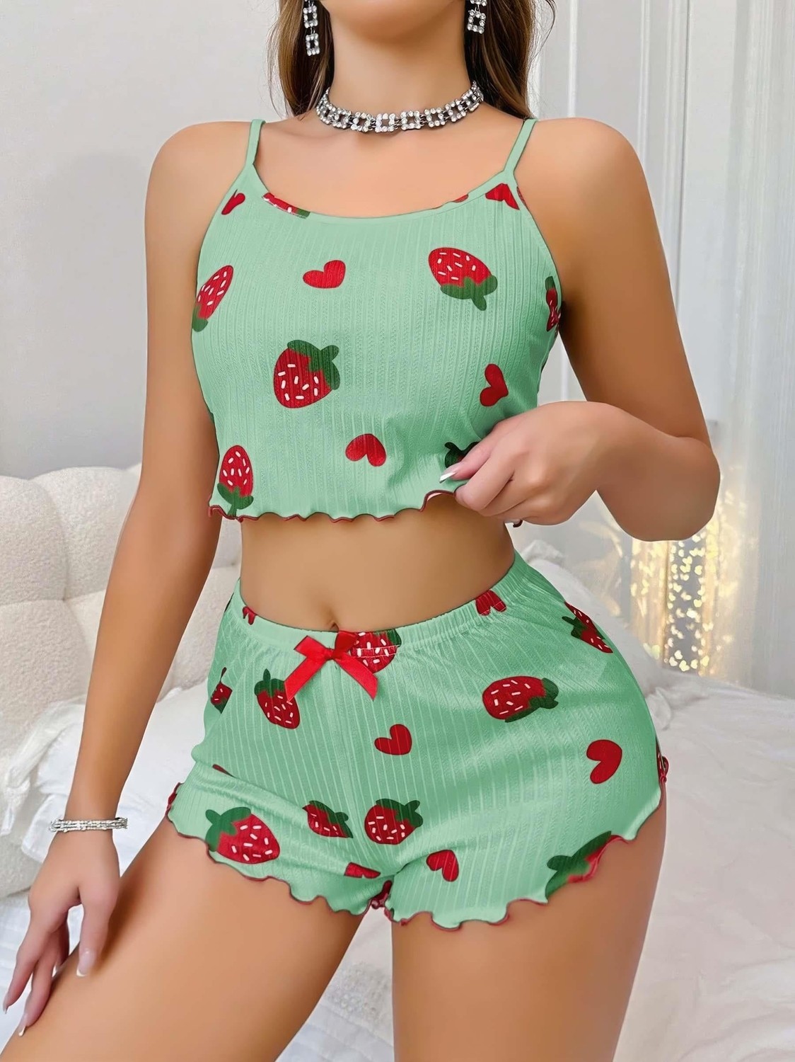 Kadın Yeşil Çilek Desenli Şortlu Pijama Takımı 5060 görsel 4