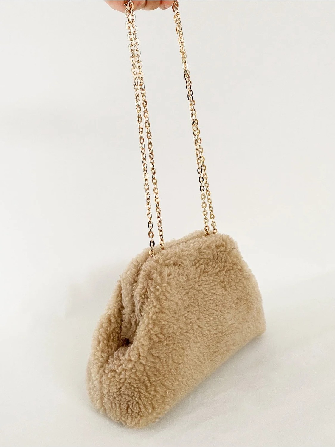 Heybes Kadın Zincirli Kahve Teddy Peluş Clutch El Çantası görsel 5