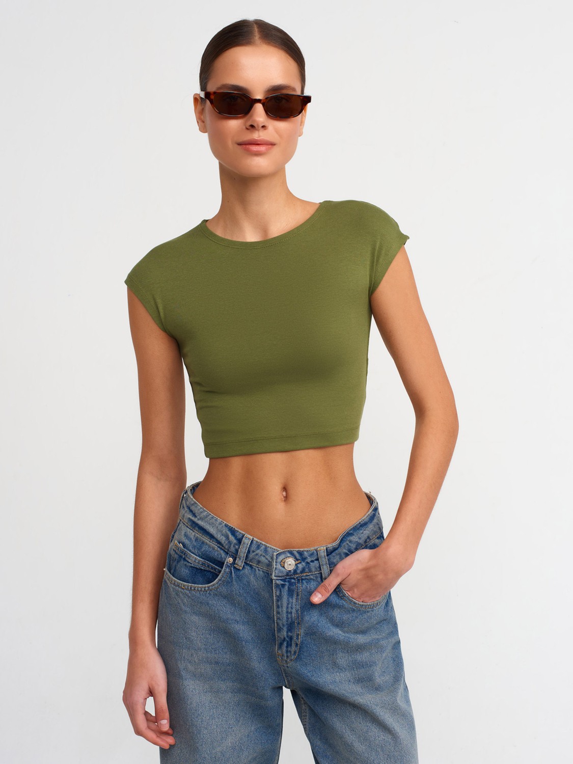 Dilvin 30528 Pamuk ve Modal Karışımlı Crop Top-Beyaz