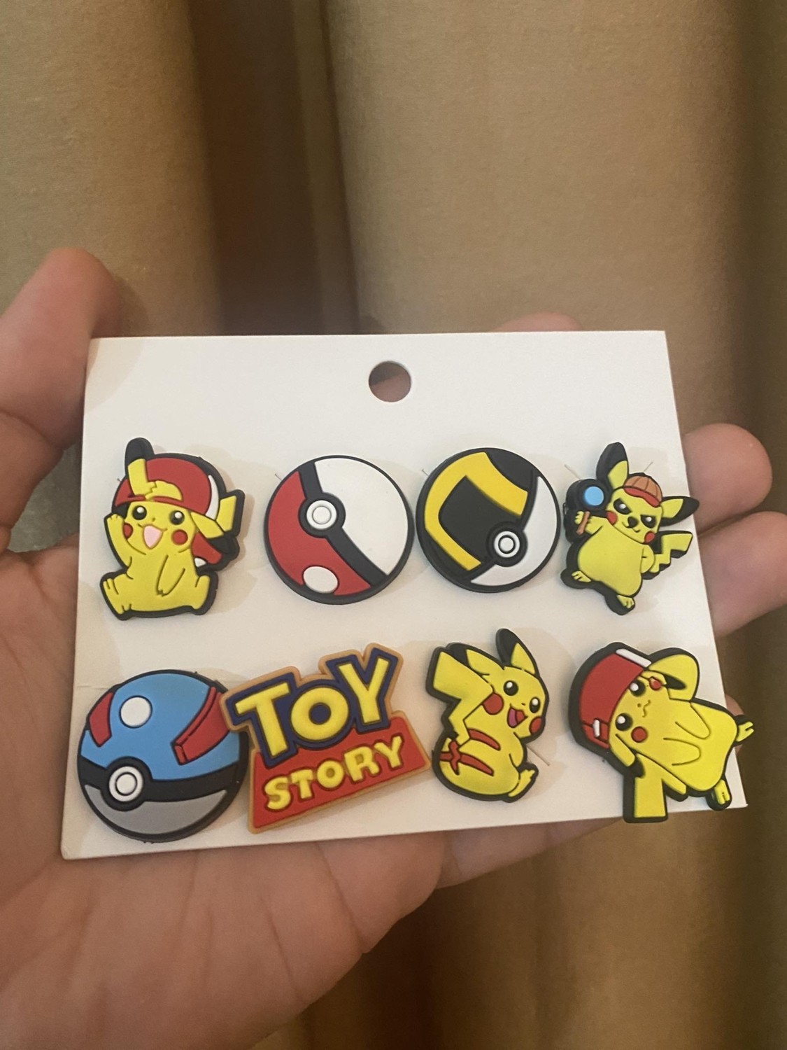 Herşey Nota Pikachu Pokemon Jibbitz Terlik Süsü Crocs Aksesuarı 8 Adet Hediyelik Aksesuar