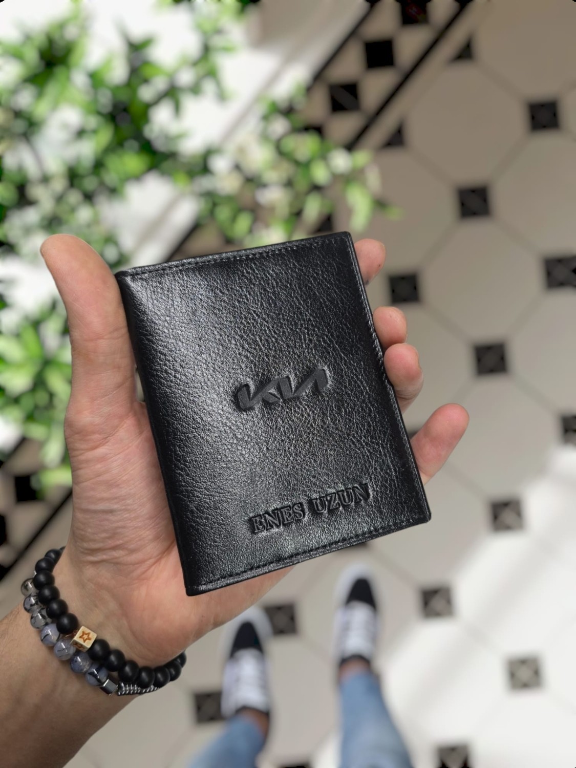 Visso Leather 1904 Kia Logolu Deri Araç Ruhsat Kılıfı- Cüzdanlı Ruhsat Kabı Isme Özel Çanta Erkek Kadın Kullanım görsel 2