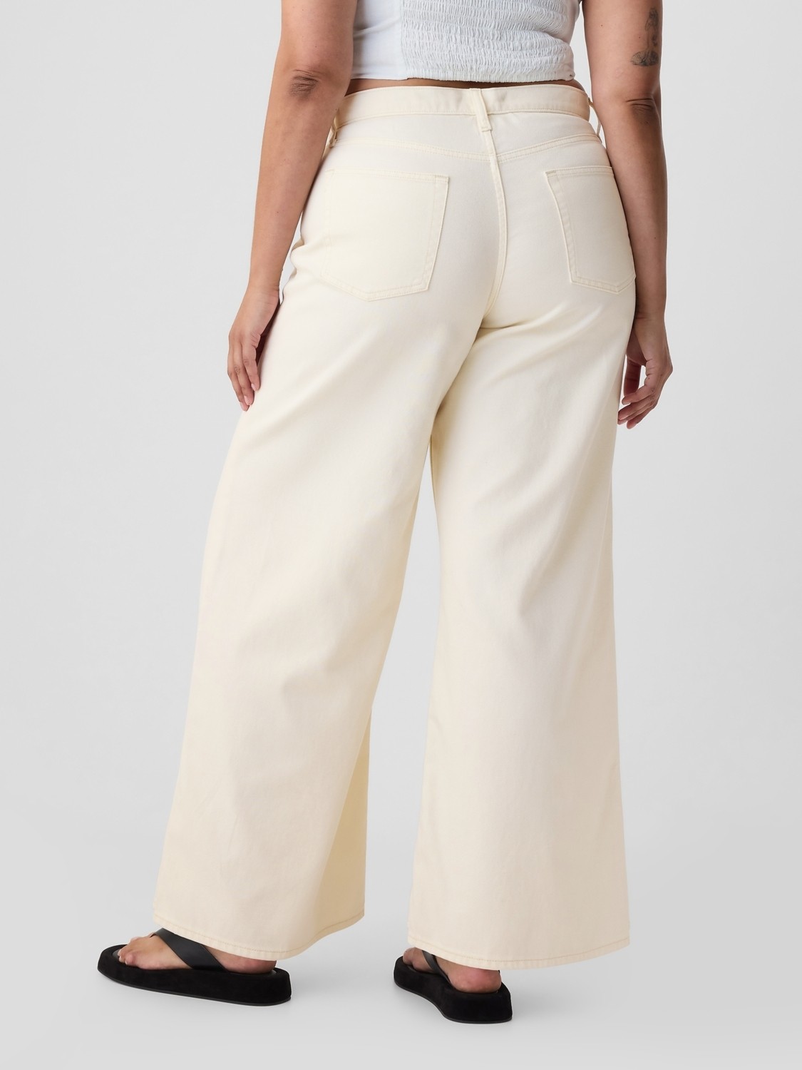 Gap Kadın Kırık Beyaz Mid Rise UltraSoft Baggy Jean Pantolon görsel 3