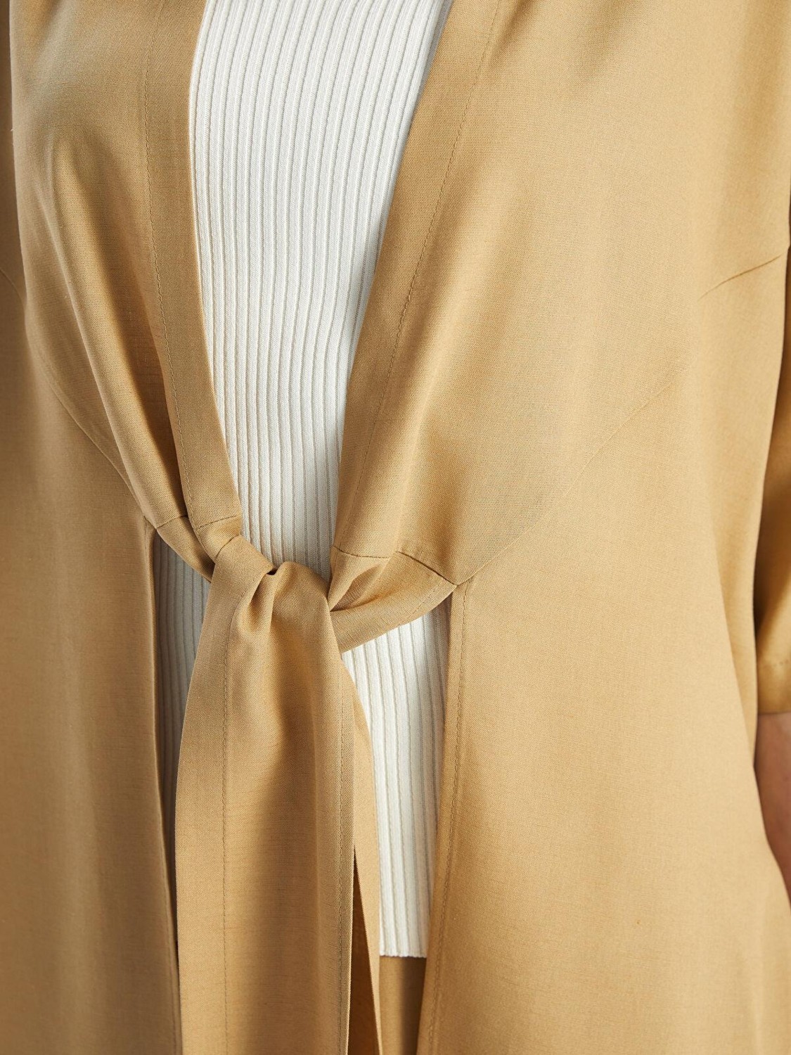 LC Waikiki Lcwaıkıkı Classic Koyu Bej Şal Yaka Desenli Oversize Keten Karışımlı Kadın Kimono görsel 4