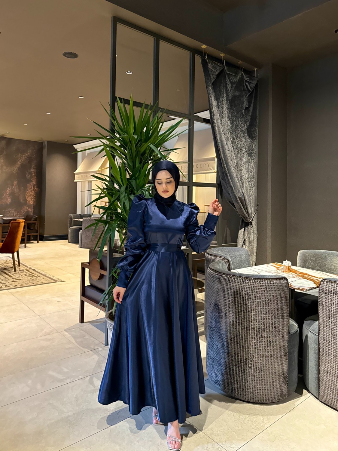 By Atelier Lacivert Bella Tesettür Abiye