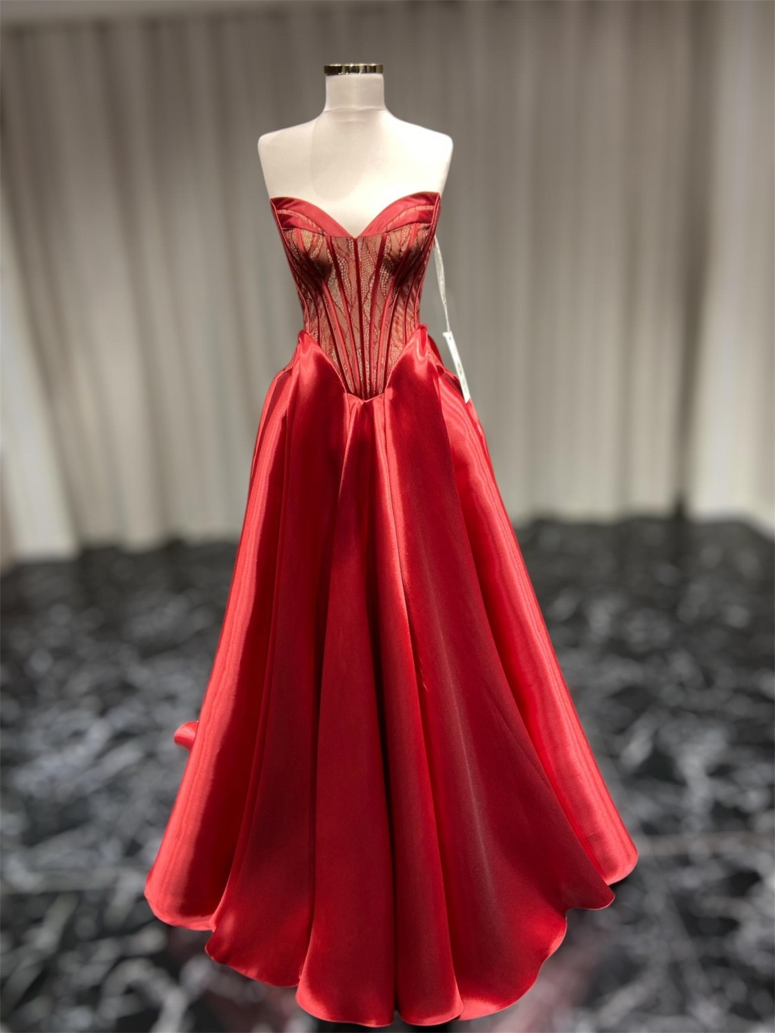 Narin Moda Gelinlik görsel 2