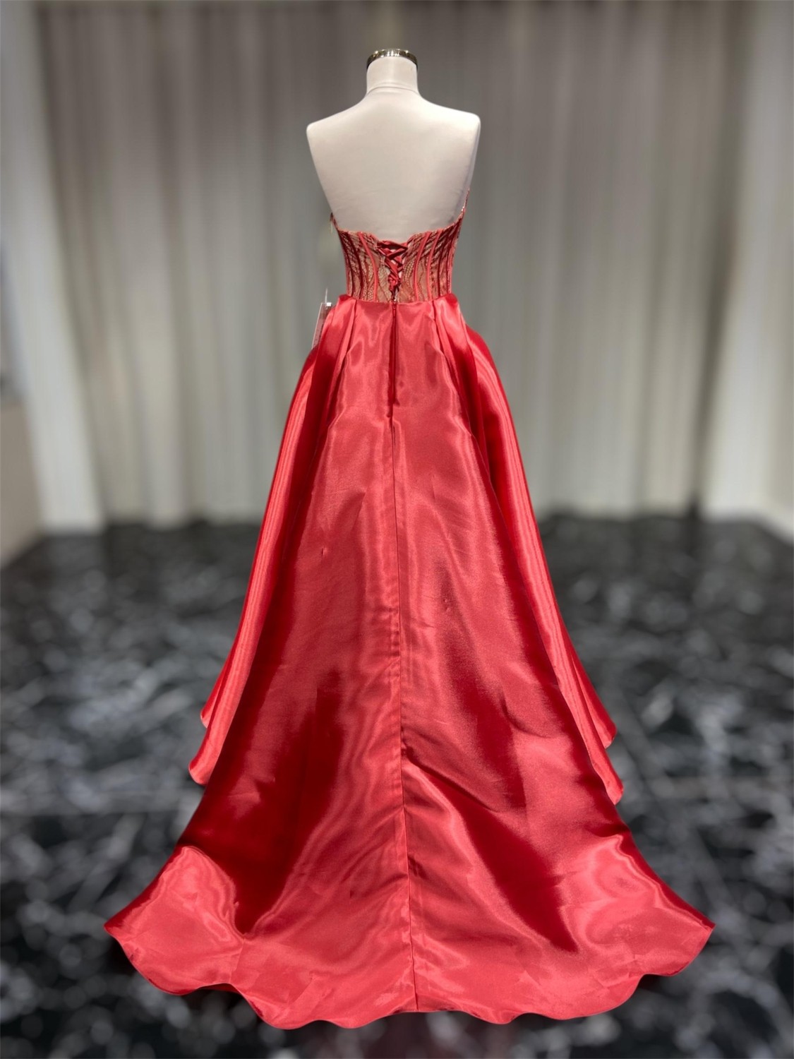 Narin Moda Gelinlik görsel 3