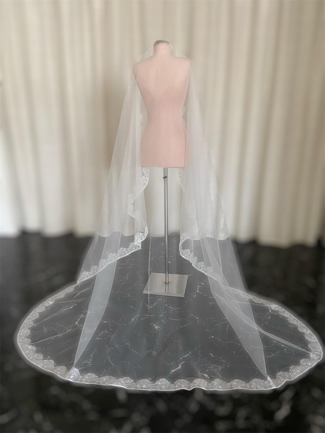 Narin Moda Gelinlik görsel 2