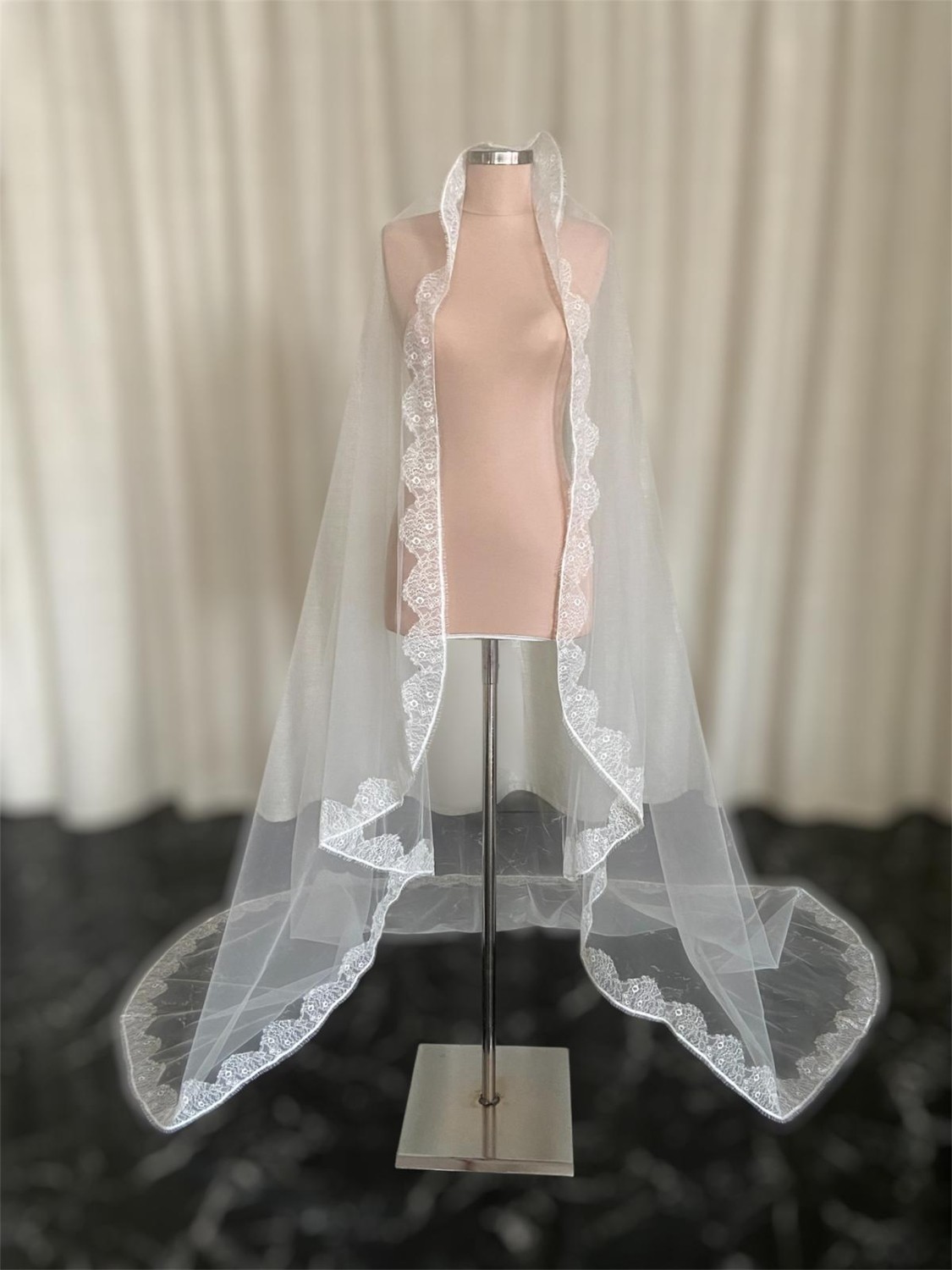 Narin Moda Gelinlik görsel 3