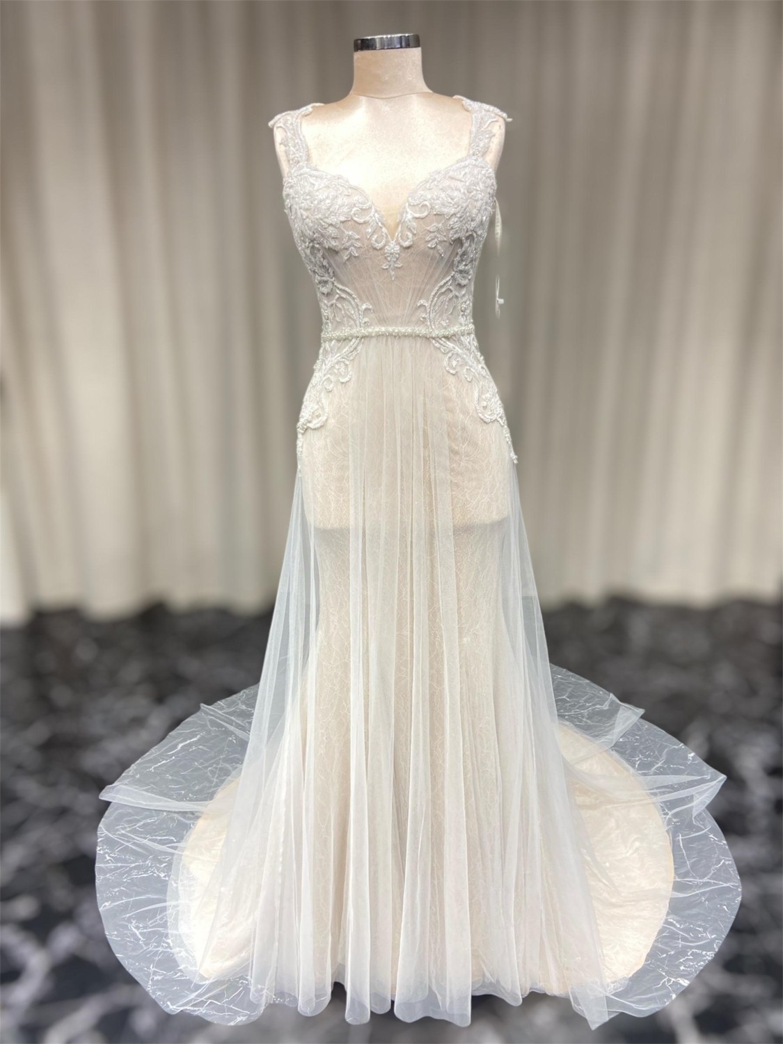 Narin Moda Gelinlik görsel 2