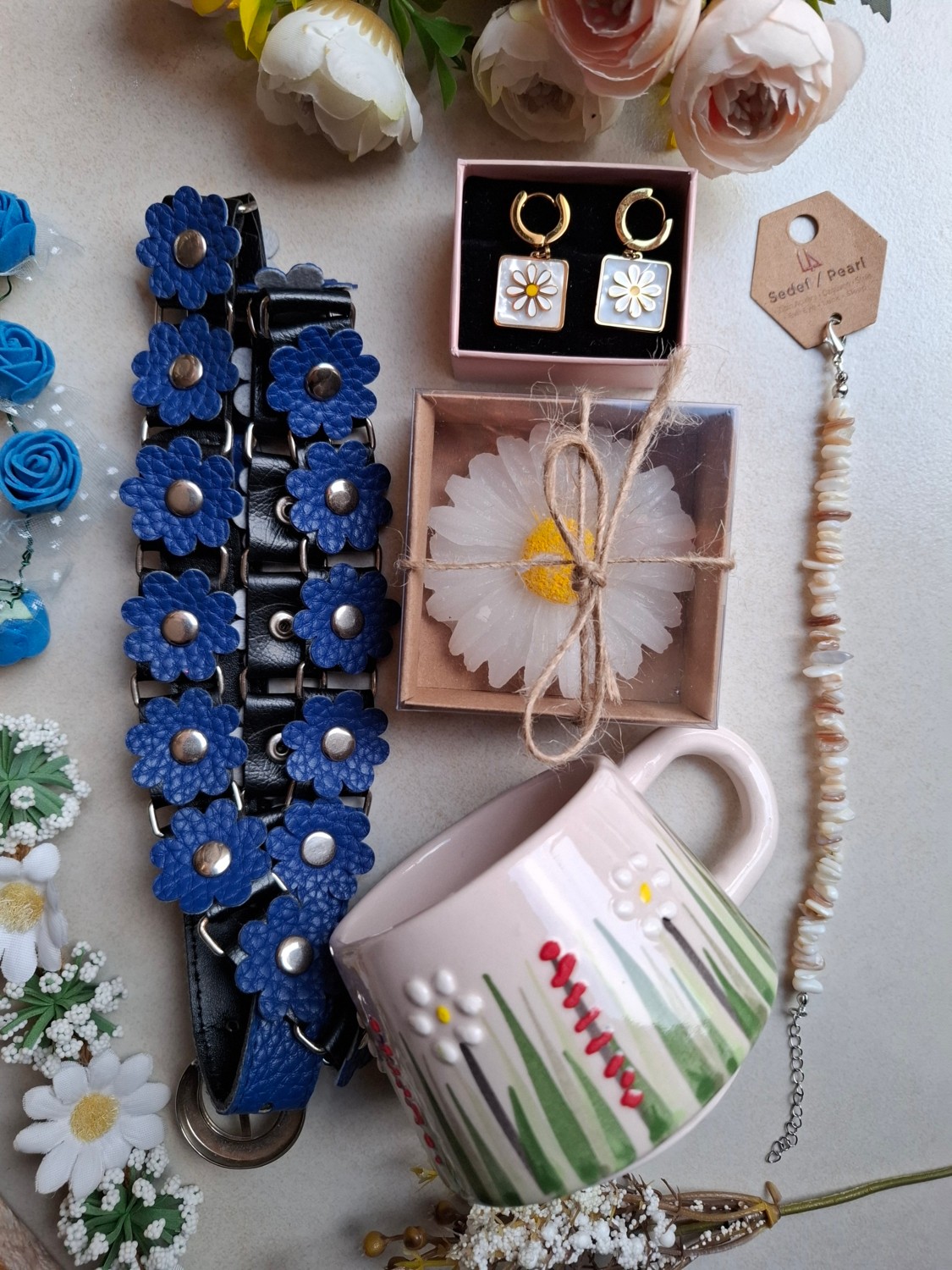 Serenity Kadın Papatya Figür Kupa Çelik Küpe Set görsel 5