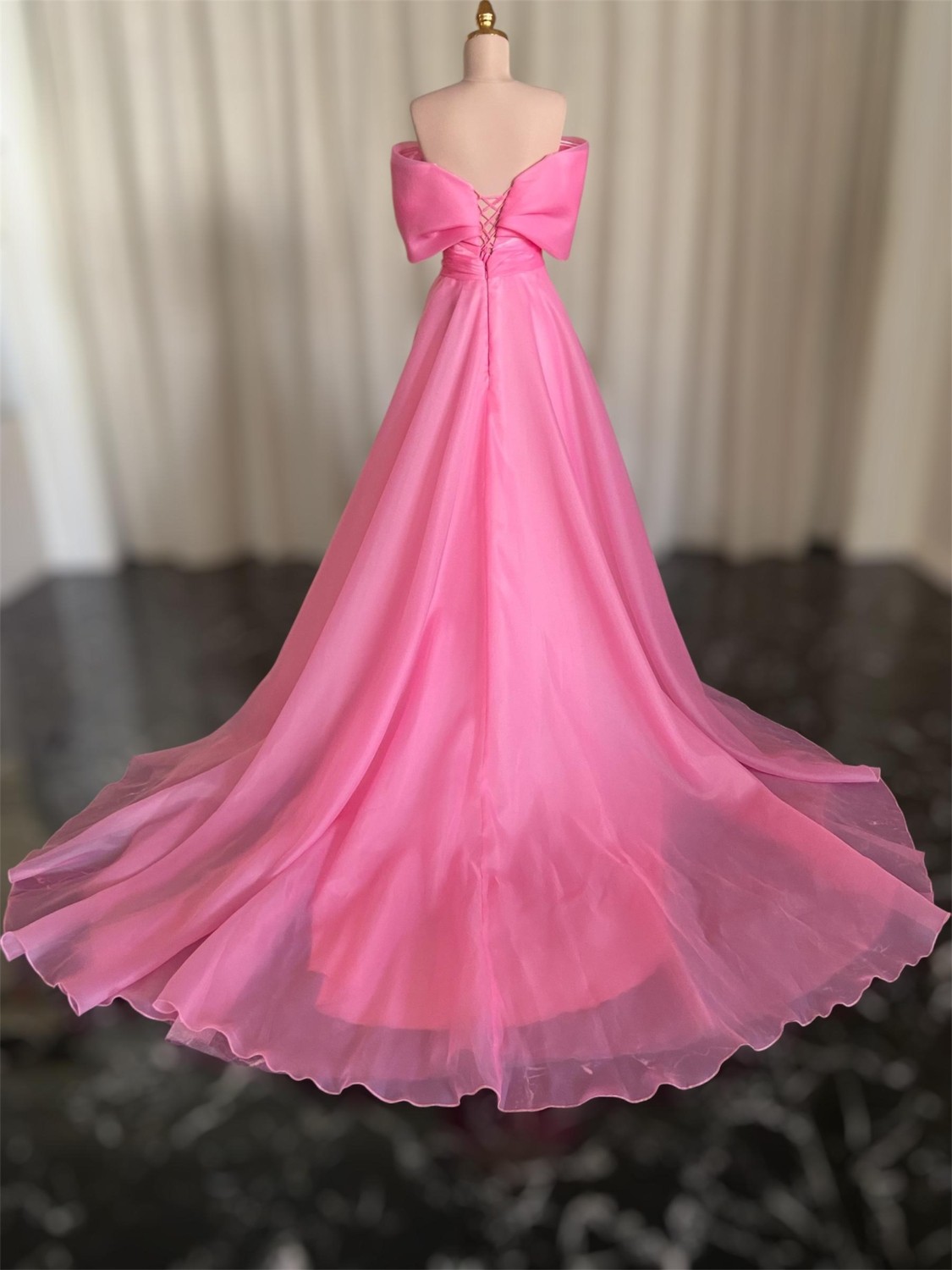 Narin Moda Gelinlik görsel 3