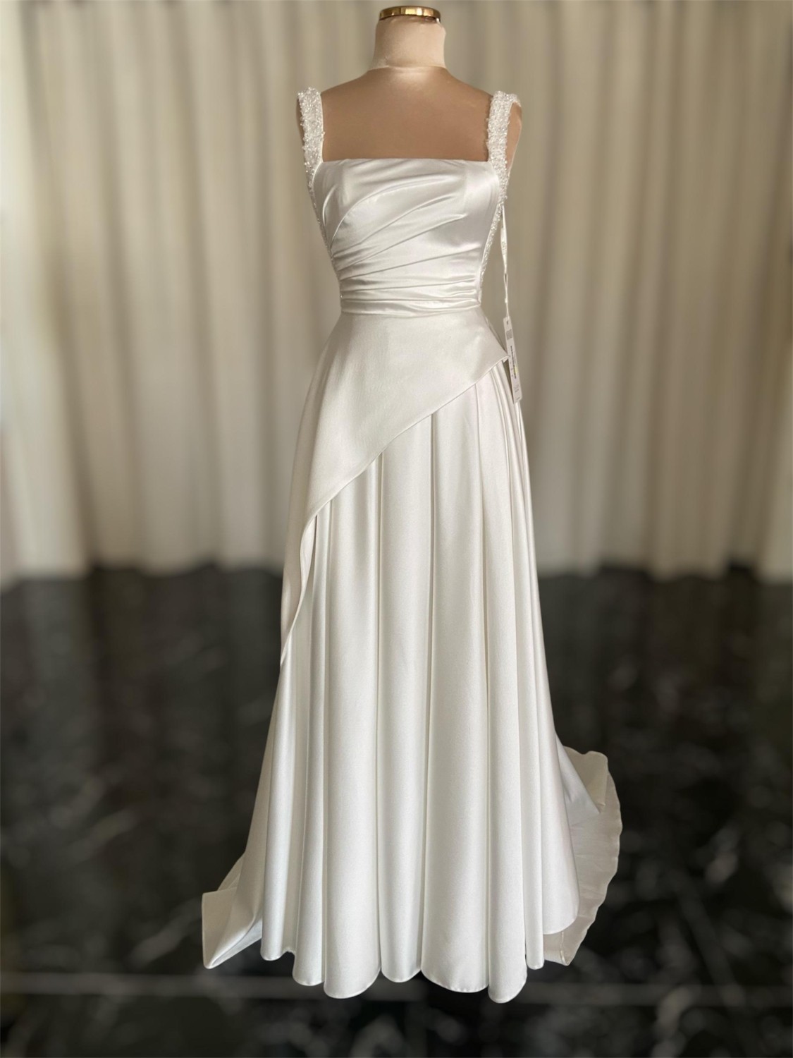 Narin Moda Gelinlik