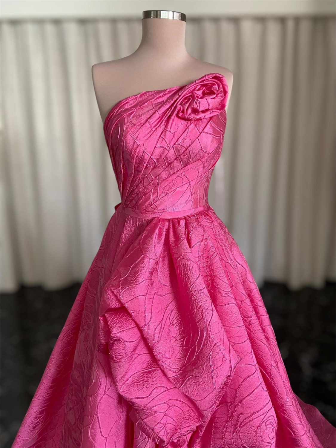 Narin Moda Gelinlik görsel 2